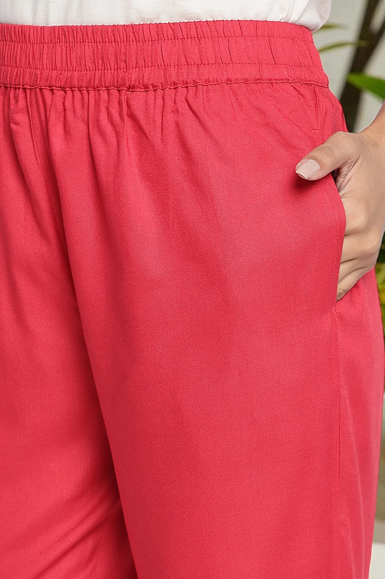 Red Embroidered Printed Organza Straight Kurta, Straight Pant and Dupatta Set - Image 7