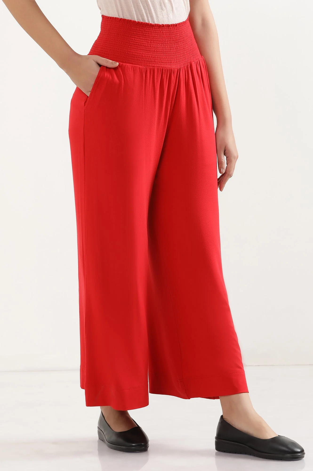 Elleven Women's Red Solid Flared Pants With Smocked Waistbelt - Image 5