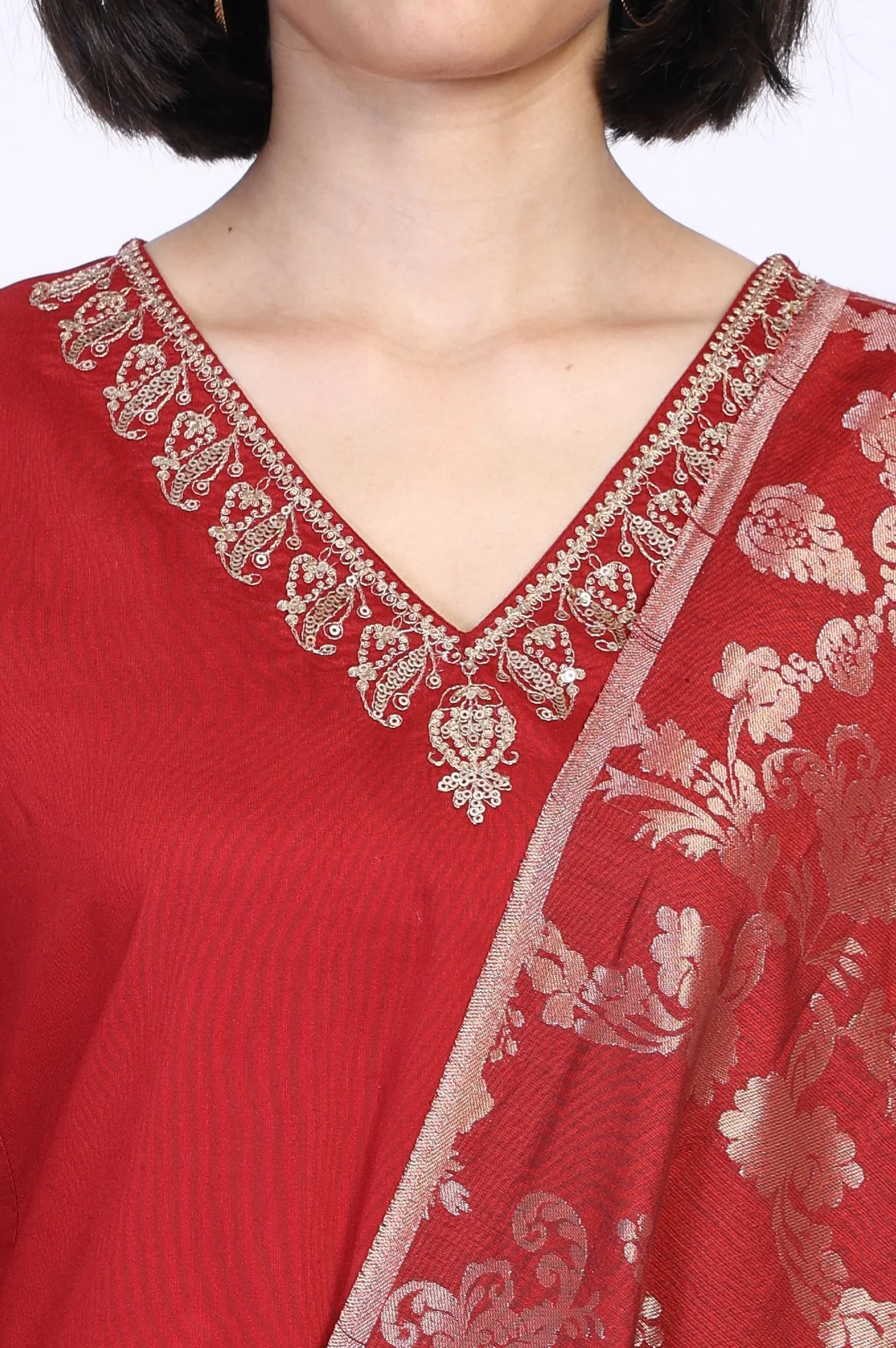 Red Floral Print Metallic Embroidered Flared Woven Kurta with Straight Pant and Dupatta Set - Image 3