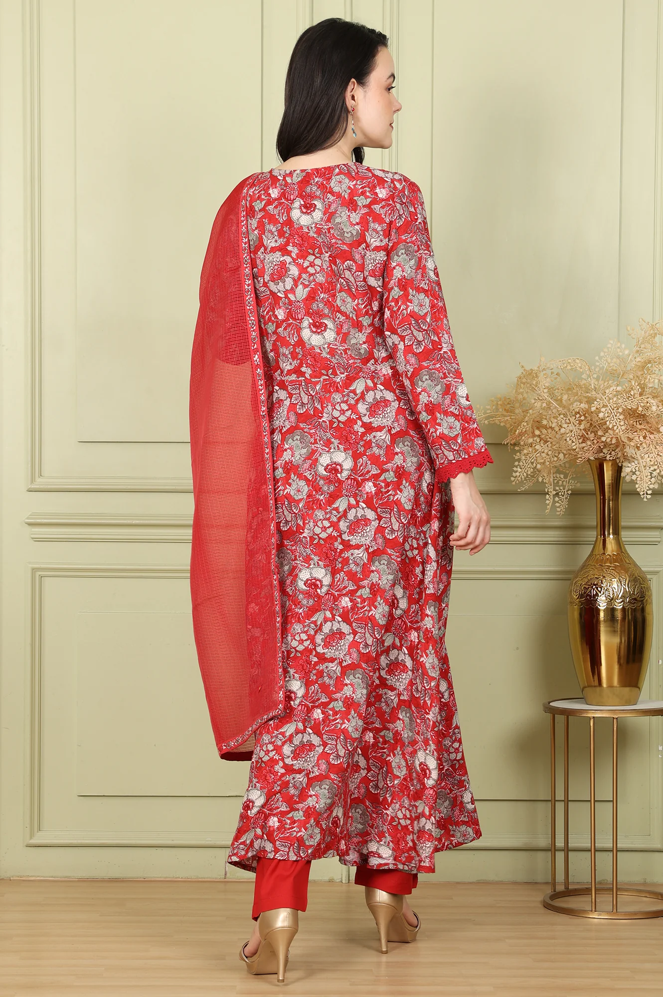 Red Floral Printed Flared Anarkali Kurta, Straight Pants And Dupatta Set - Image 5