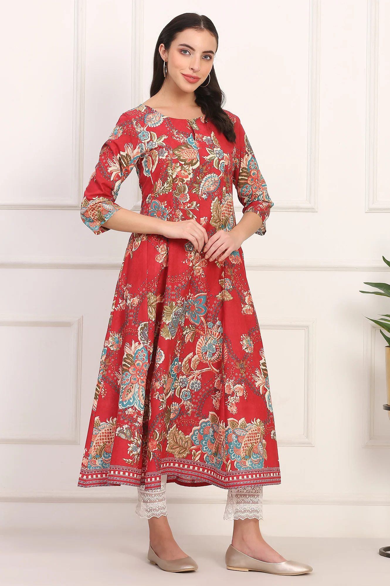 Red Floral Printed Flared Pure Cotton Kurta - Image 6