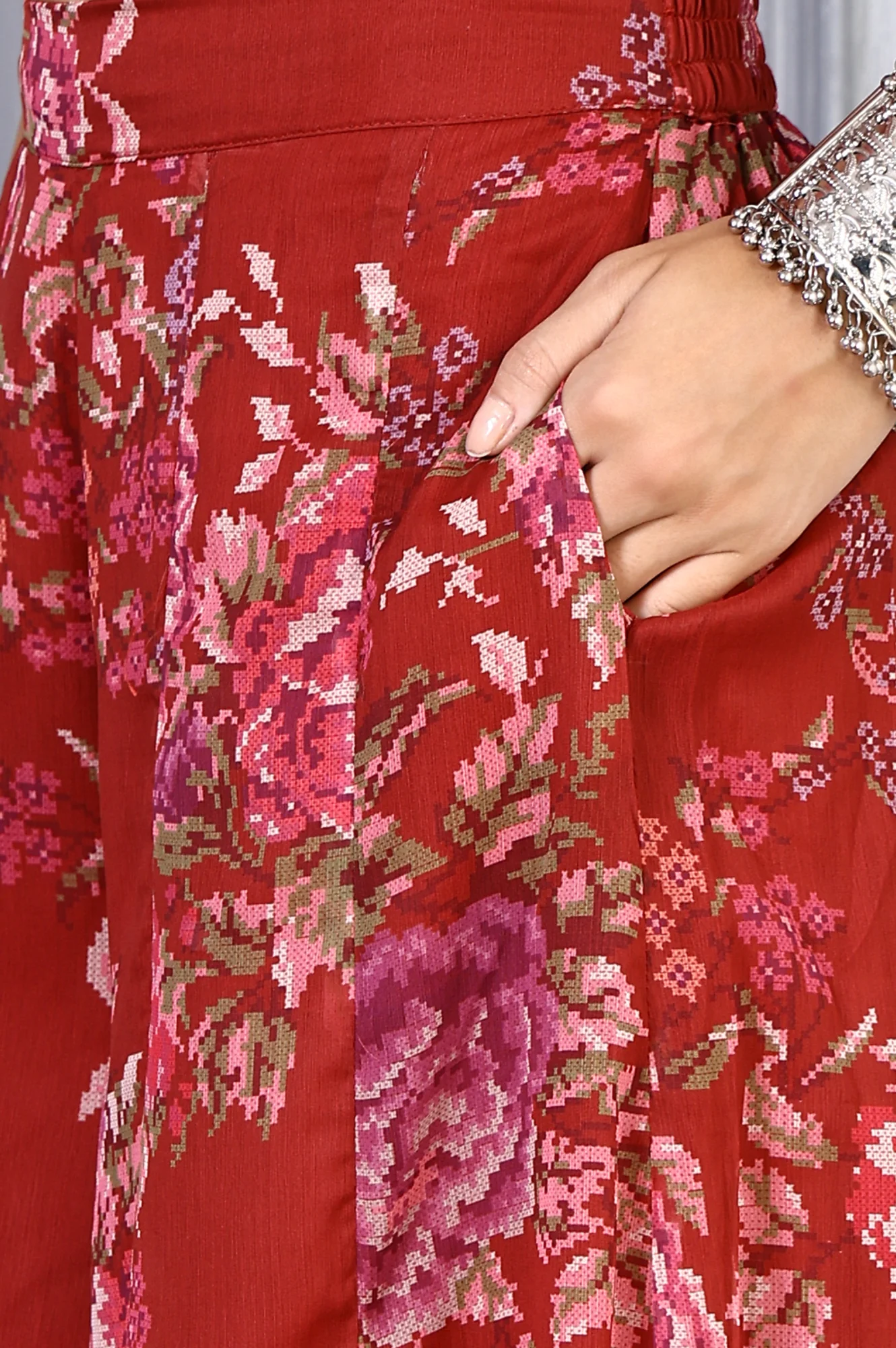 Red Floral Printed Lace Chiffon Crop Spaghetti Top, Jacket and Flared Pants Set - Image 9