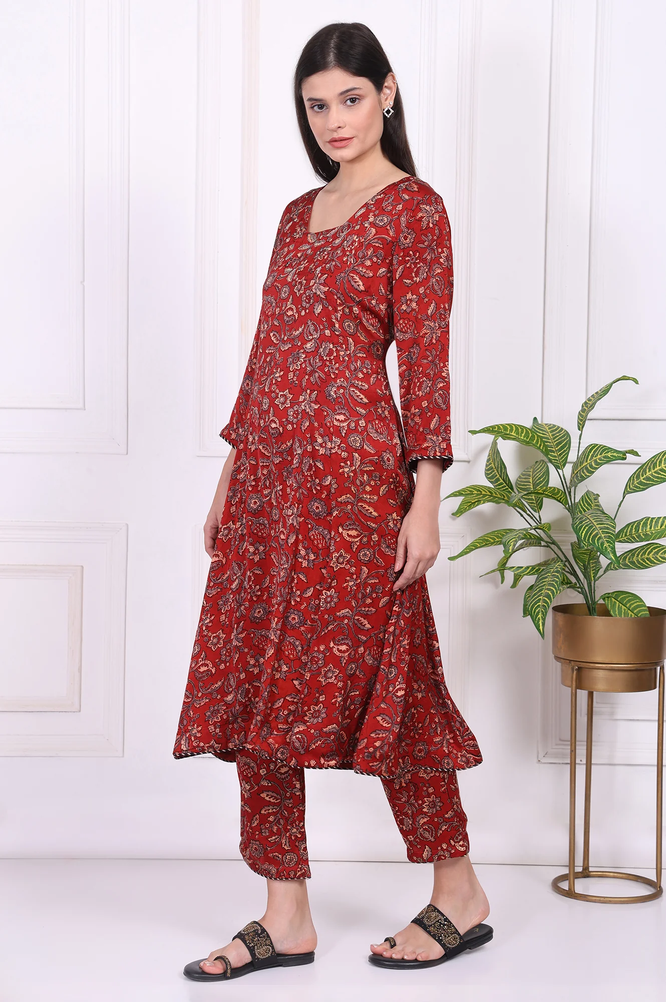 Red Floral Printed Modal Satin Straight Kurta, Pants and Dupatta Set - Image 4