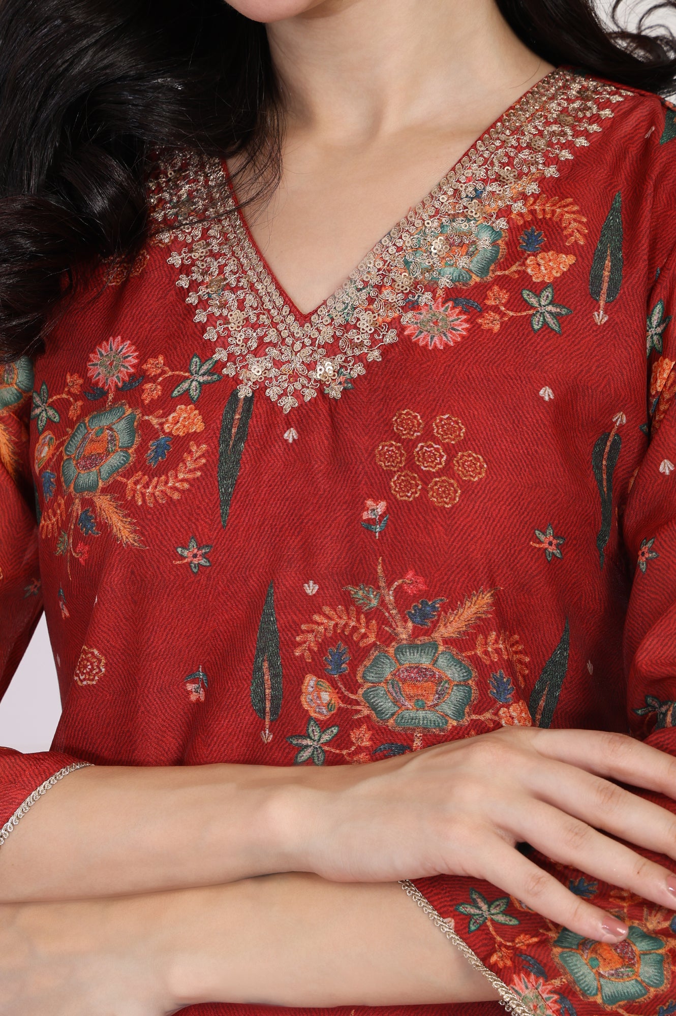 Red Floral Printed Sequined Straight Kurta - Image 3