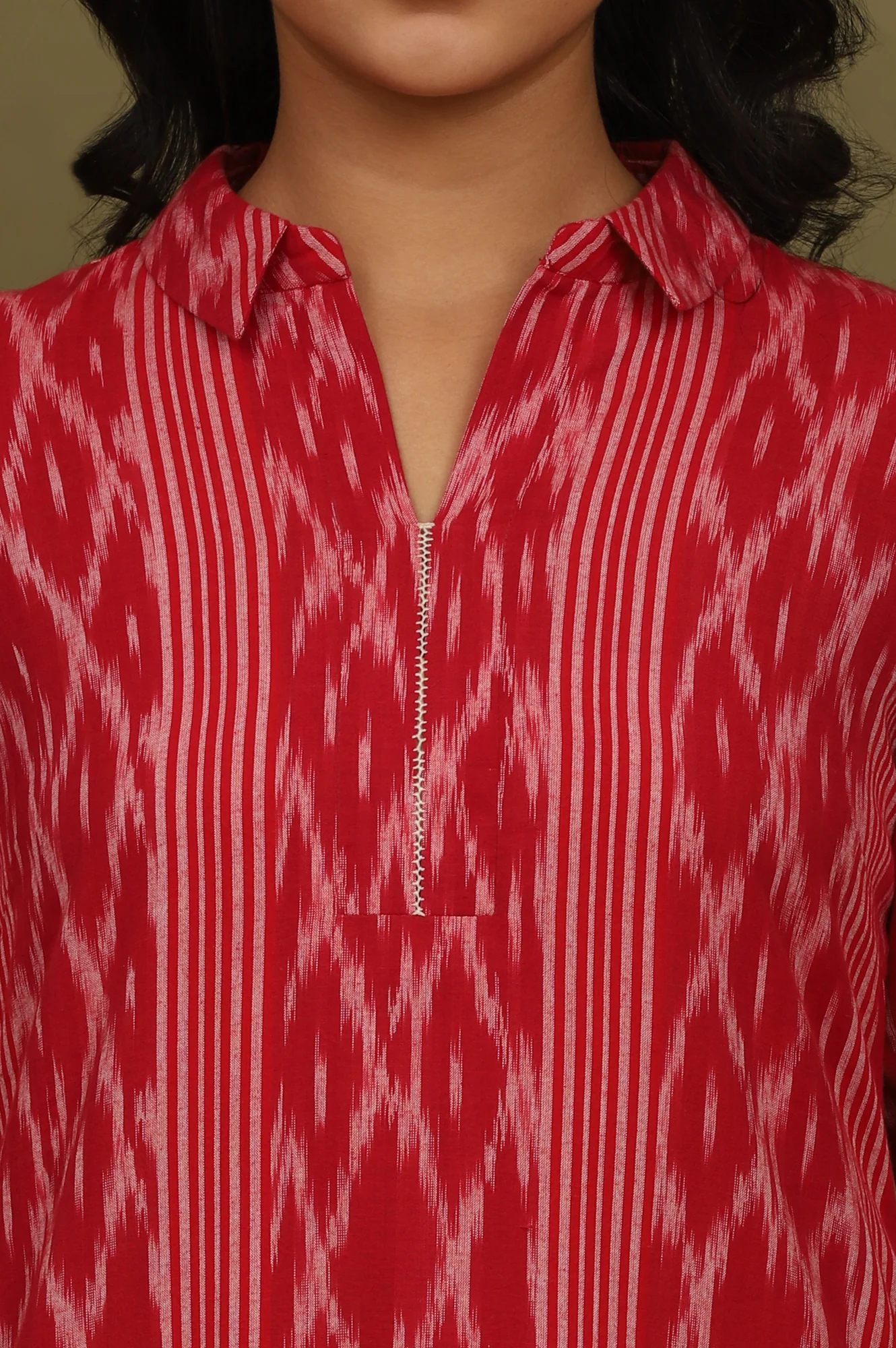 Red Ikat Yarn Dyed Pure Cotton Shirt Collar Kurta - Image 4