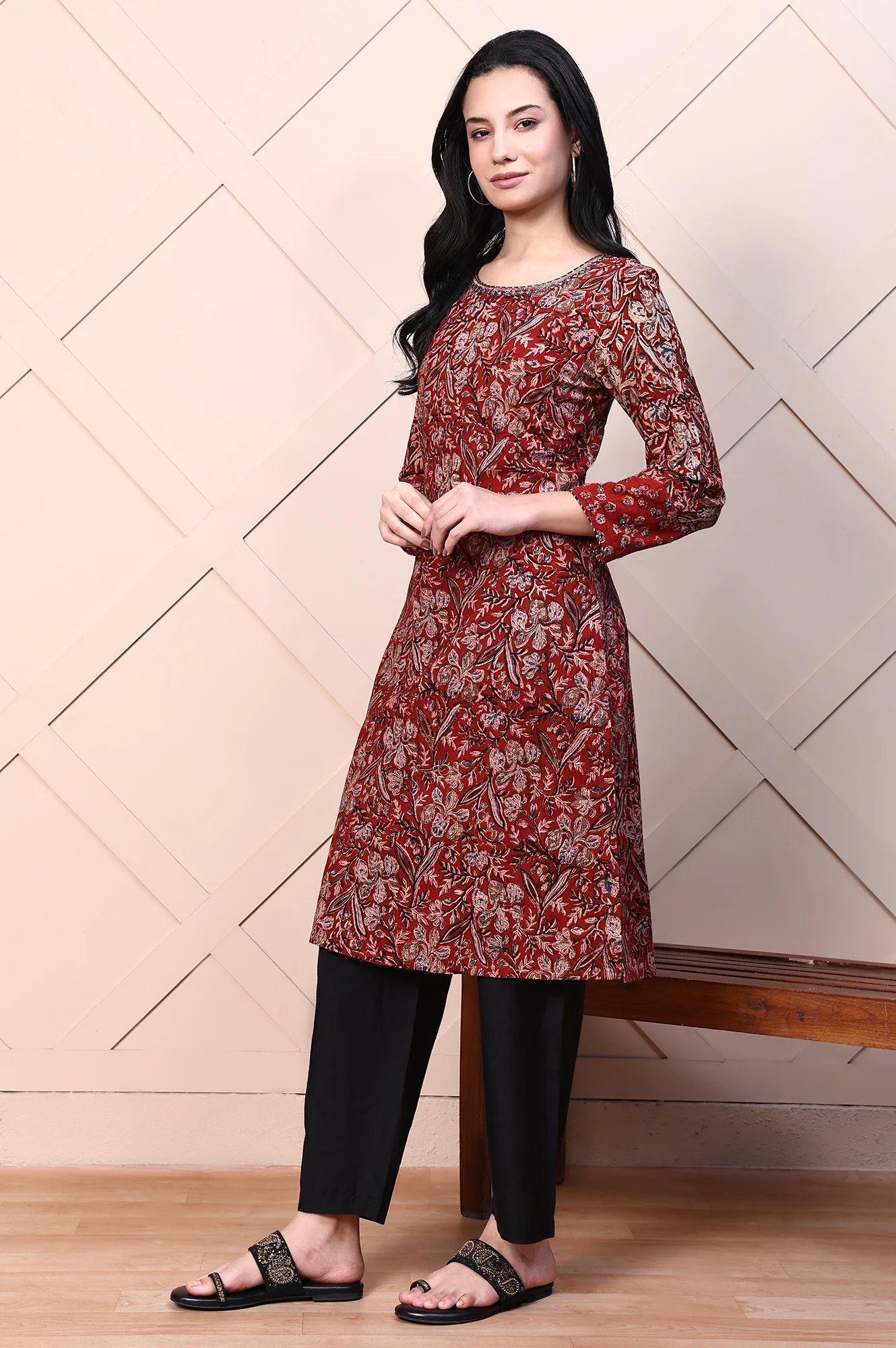Red Kalamkari Printed Pure Cotton Straight Casual Kurta with Mirror Work - Image 4