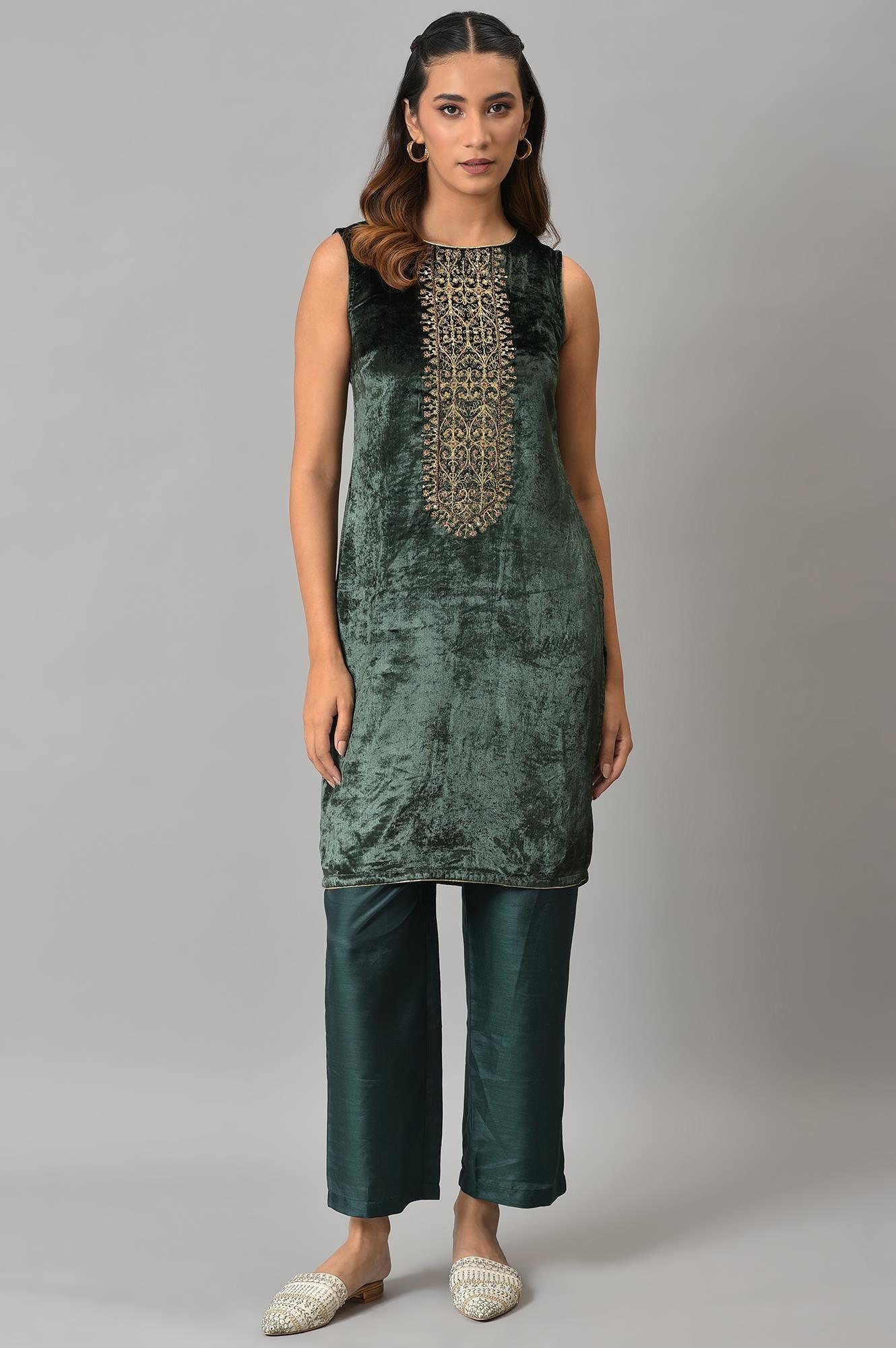 Red Organza Jacket With Green Mettalic Embroidered kurta And Pants - Image 8