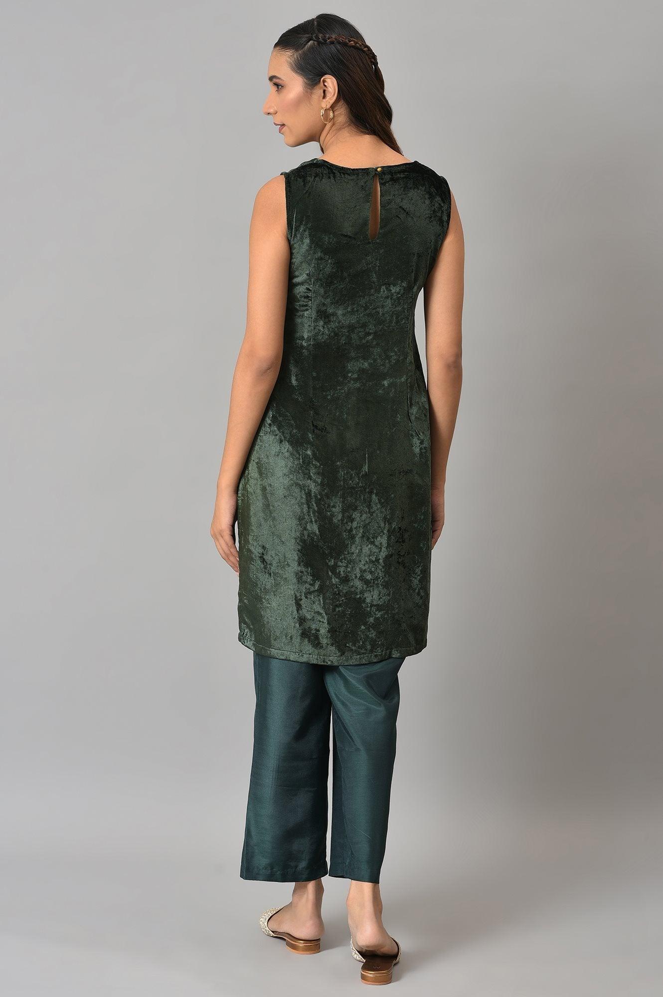 Red Organza Jacket With Green Mettalic Embroidered kurta And Pants - Image 9