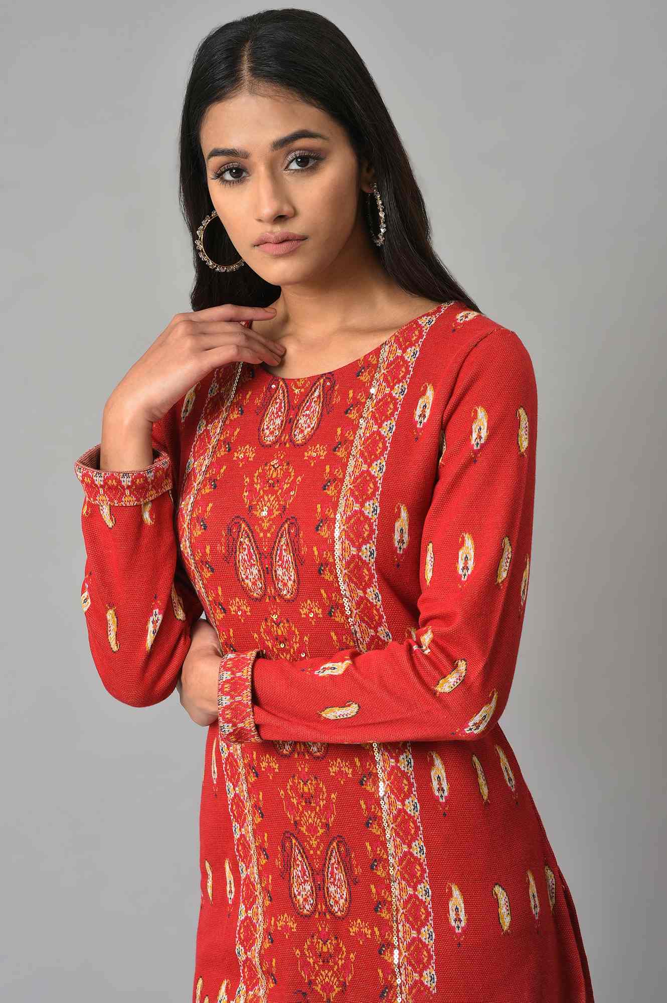 Red Paisley Printed Winter kurta - Image 2