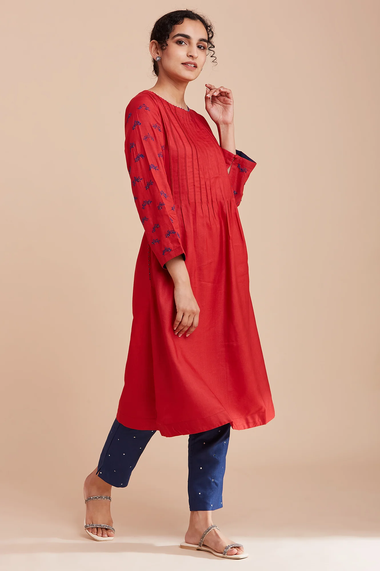 Red Pintuck Dress With Kantha Embroidery - Image 4