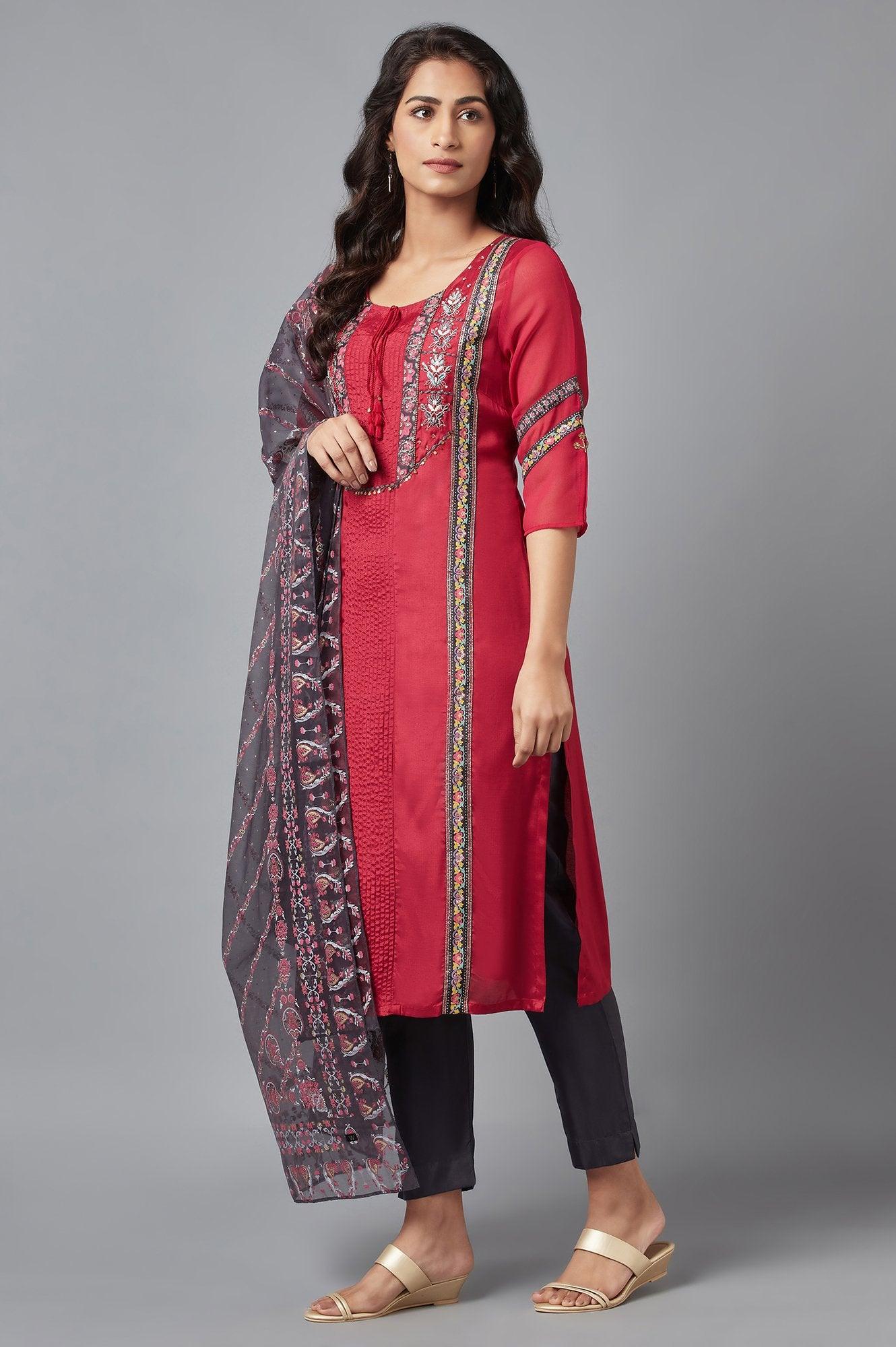 Red Printed kurta, Grey Slim Pants and Dupatta Set - Image 3
