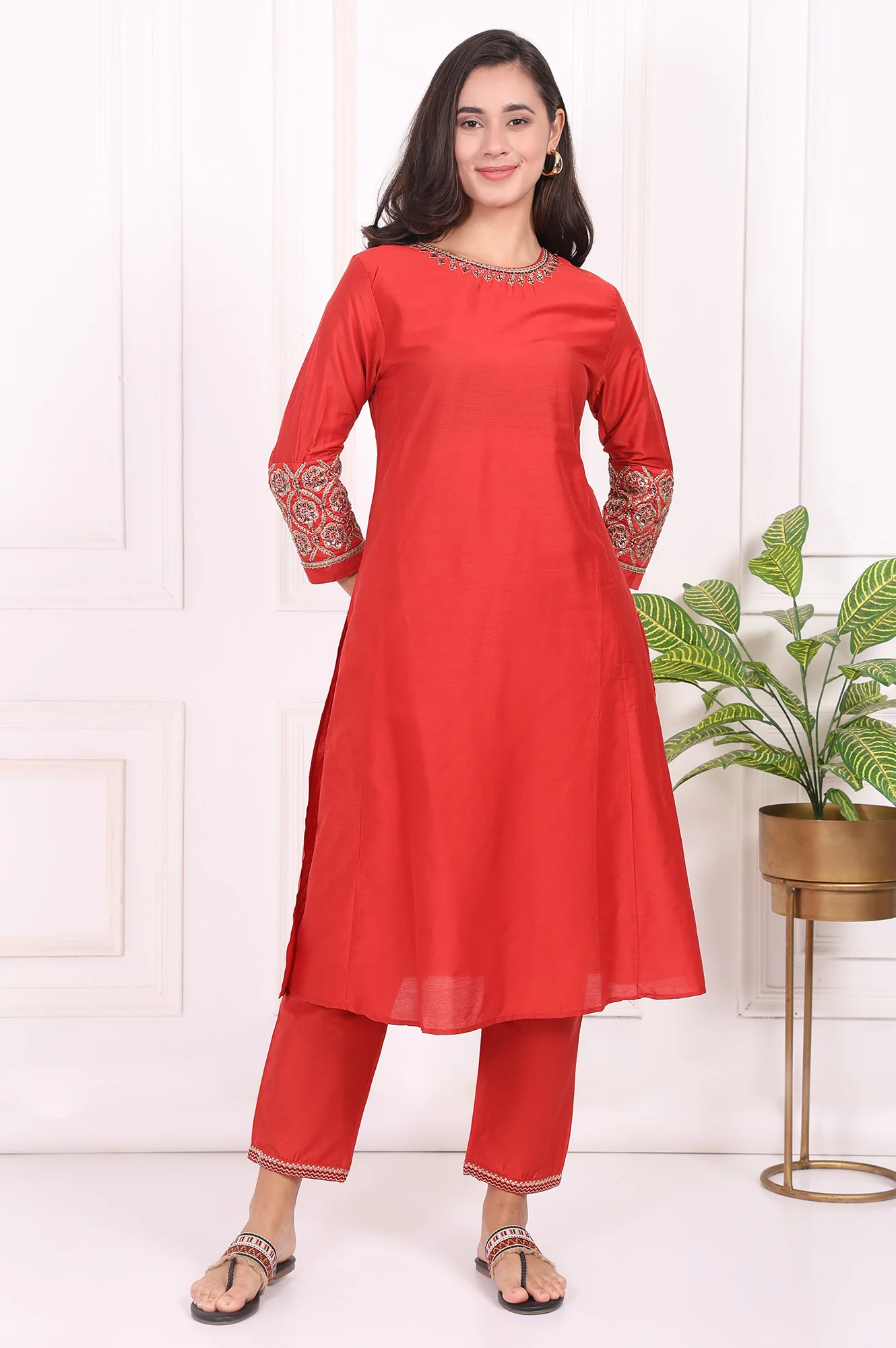 Red Solid Embroidered Straight Kurta and Straight Pants Set - Image 2