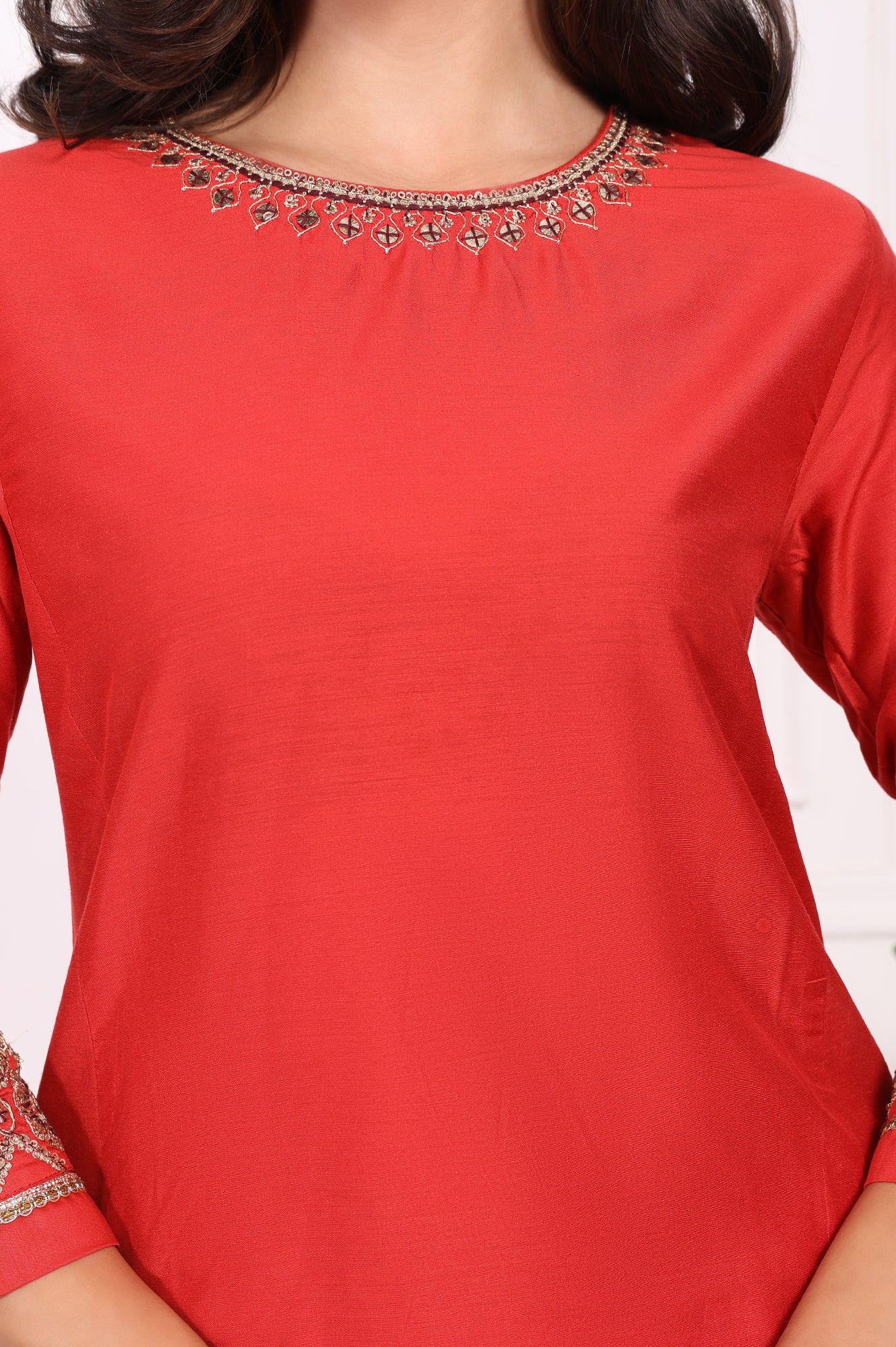 Red Solid Embroidered Straight Kurta and Straight Pants Set - Image 3