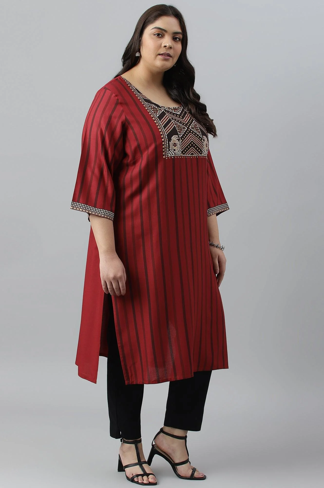 Red Stripe Print Plus Size kurta - Image 3