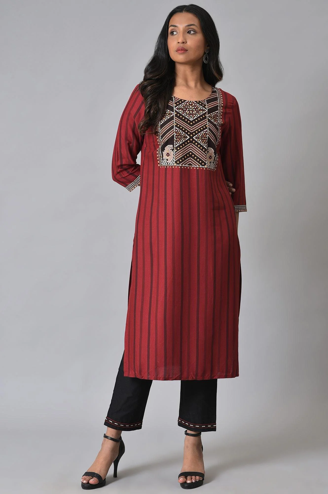 Red Stripe Sraight kurta Set - Image 9
