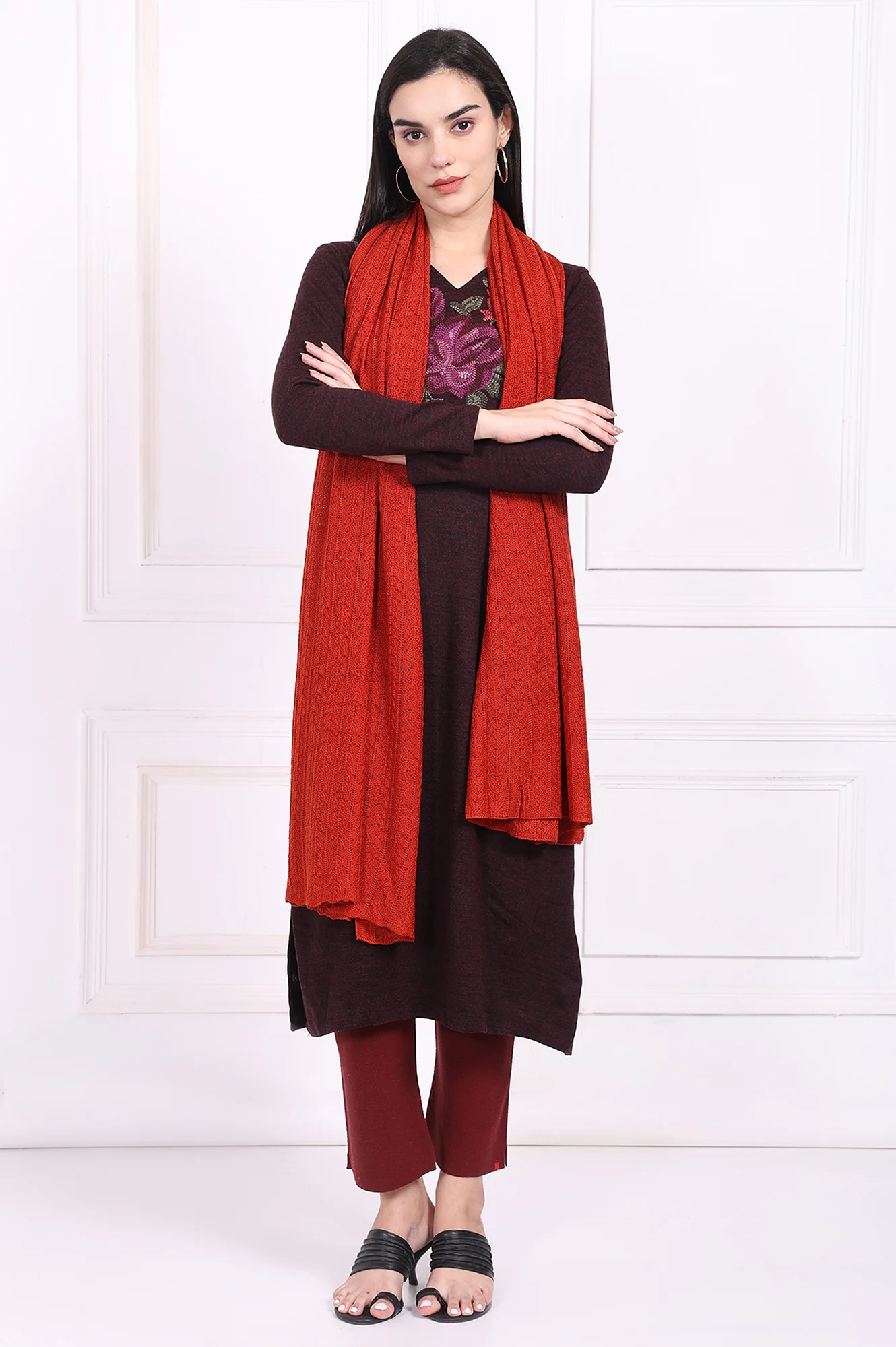 Red Textured Acrylic Winter Stole - Image 2