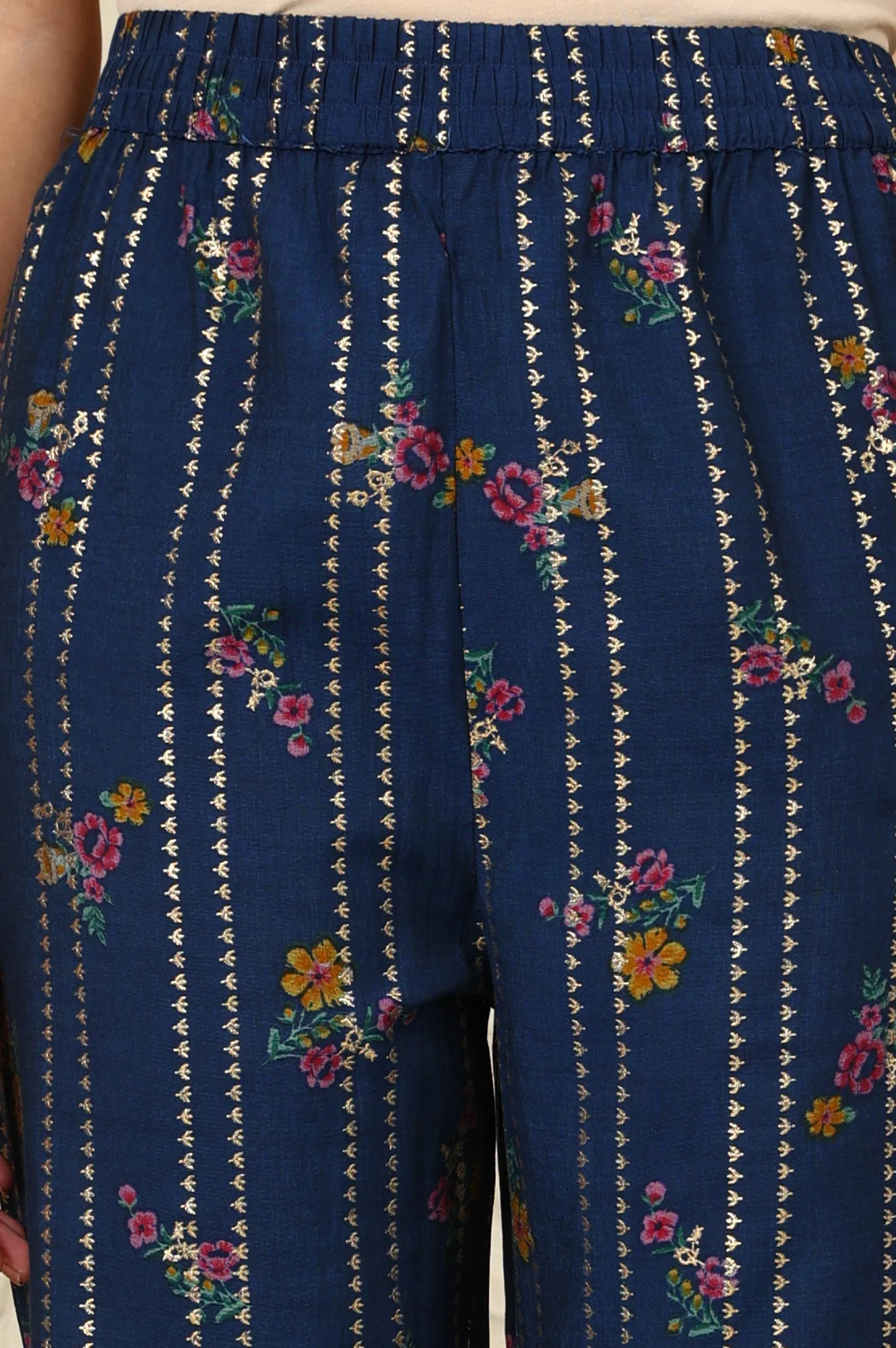 Royal Blue Foil Floral Printed Vicuna Crepe Straight Kurta And Pants Set - Image 8