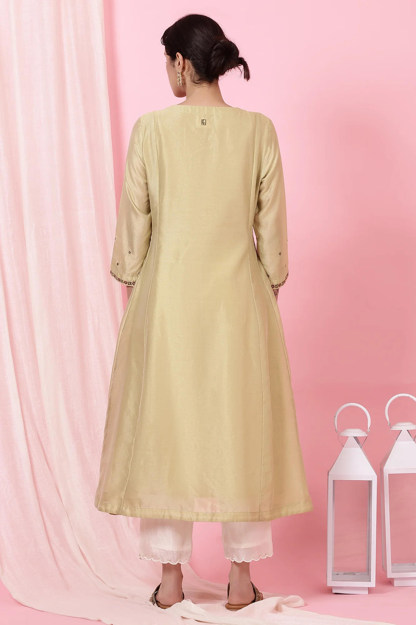 Sage Green Kurta with Multicoloured Aari Embroidery - Image 6
