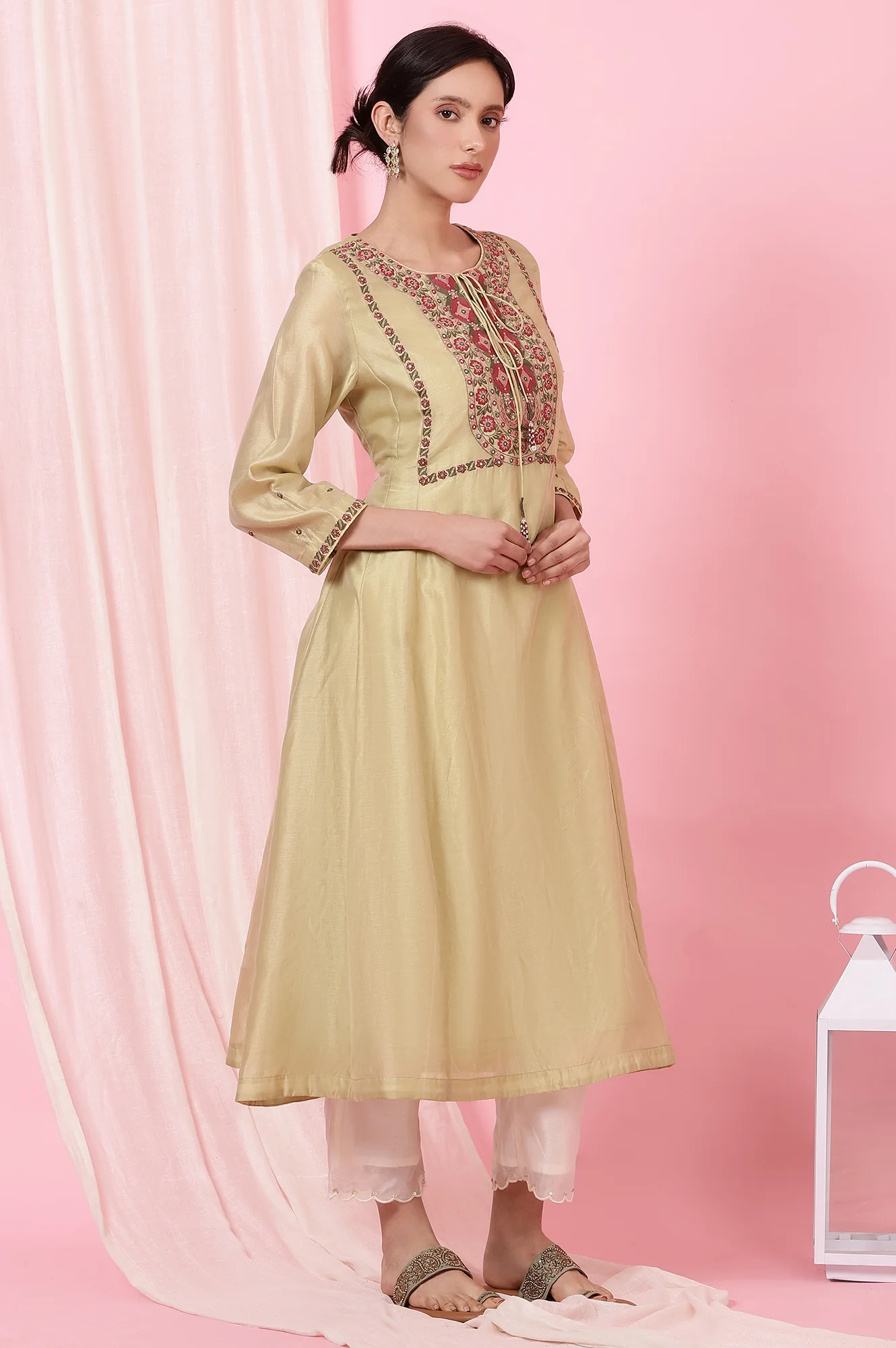 Sage Green Kurta with Multicoloured Aari Embroidery - Image 7