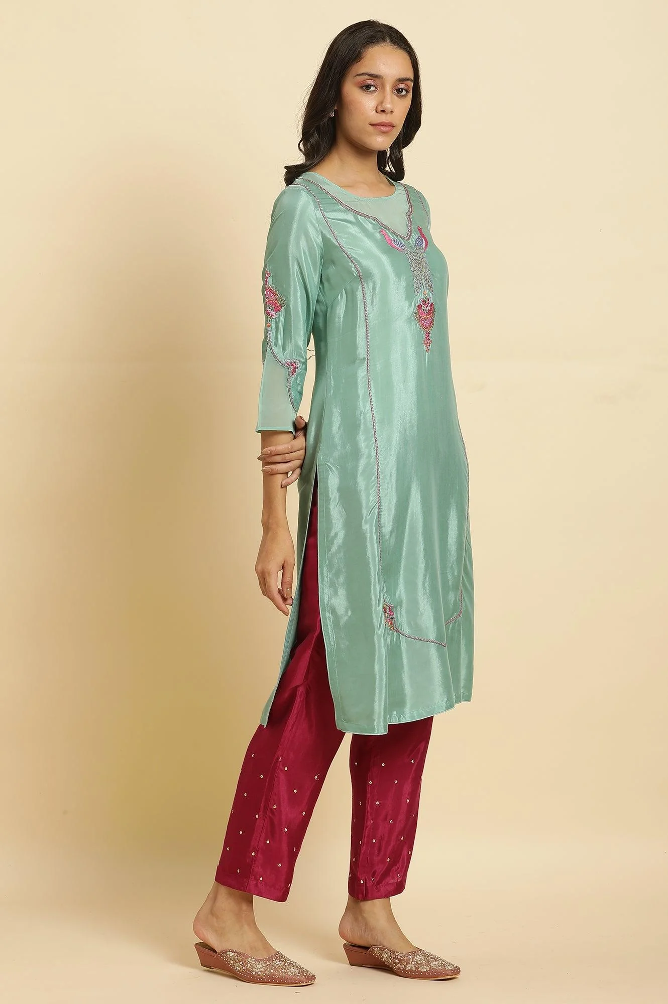 Seas Green Embroidered Kurta, Pants & Dupatta Set - Image 3