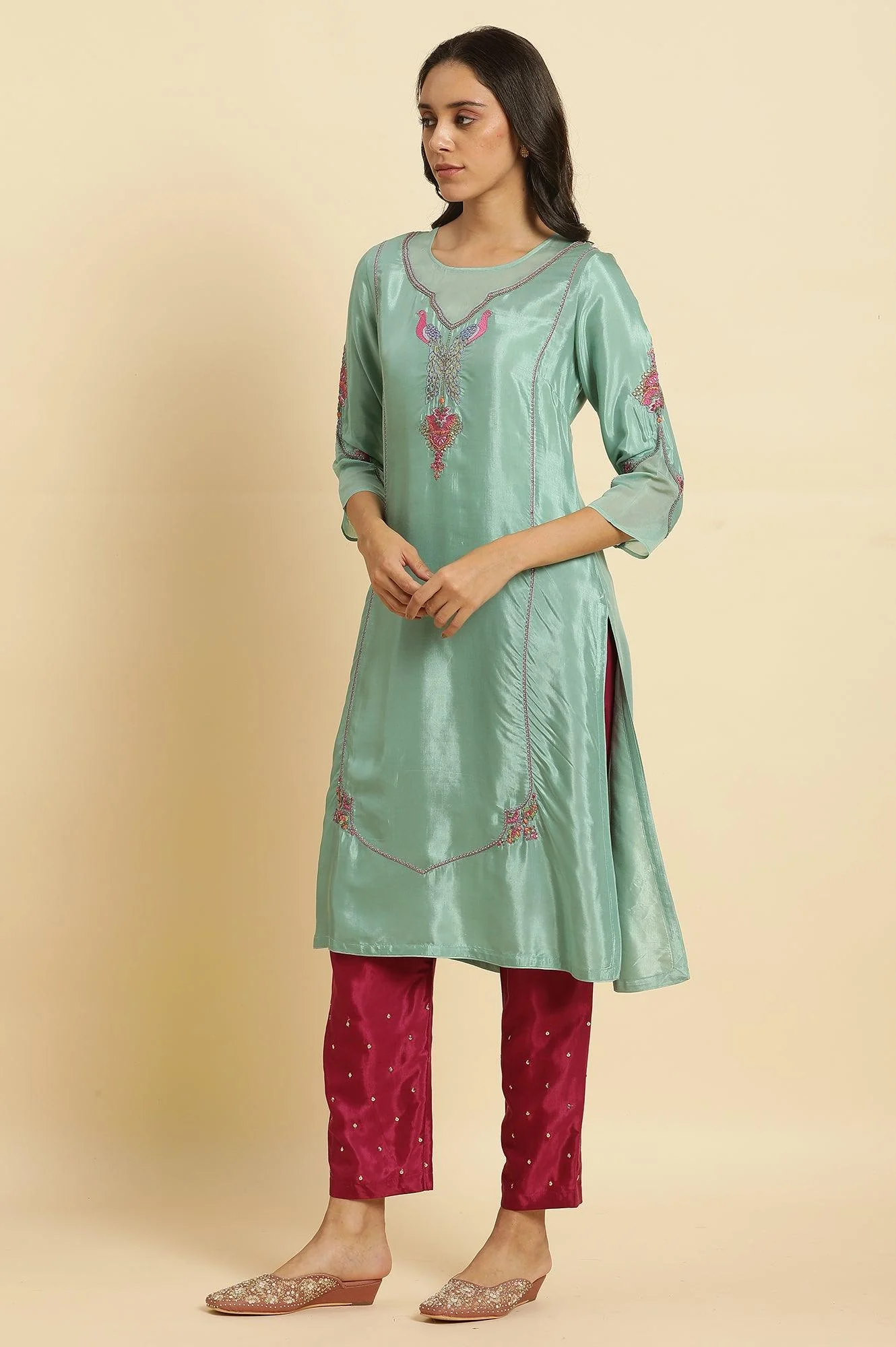 Seas Green Embroidered Kurta, Pants & Dupatta Set - Image 5