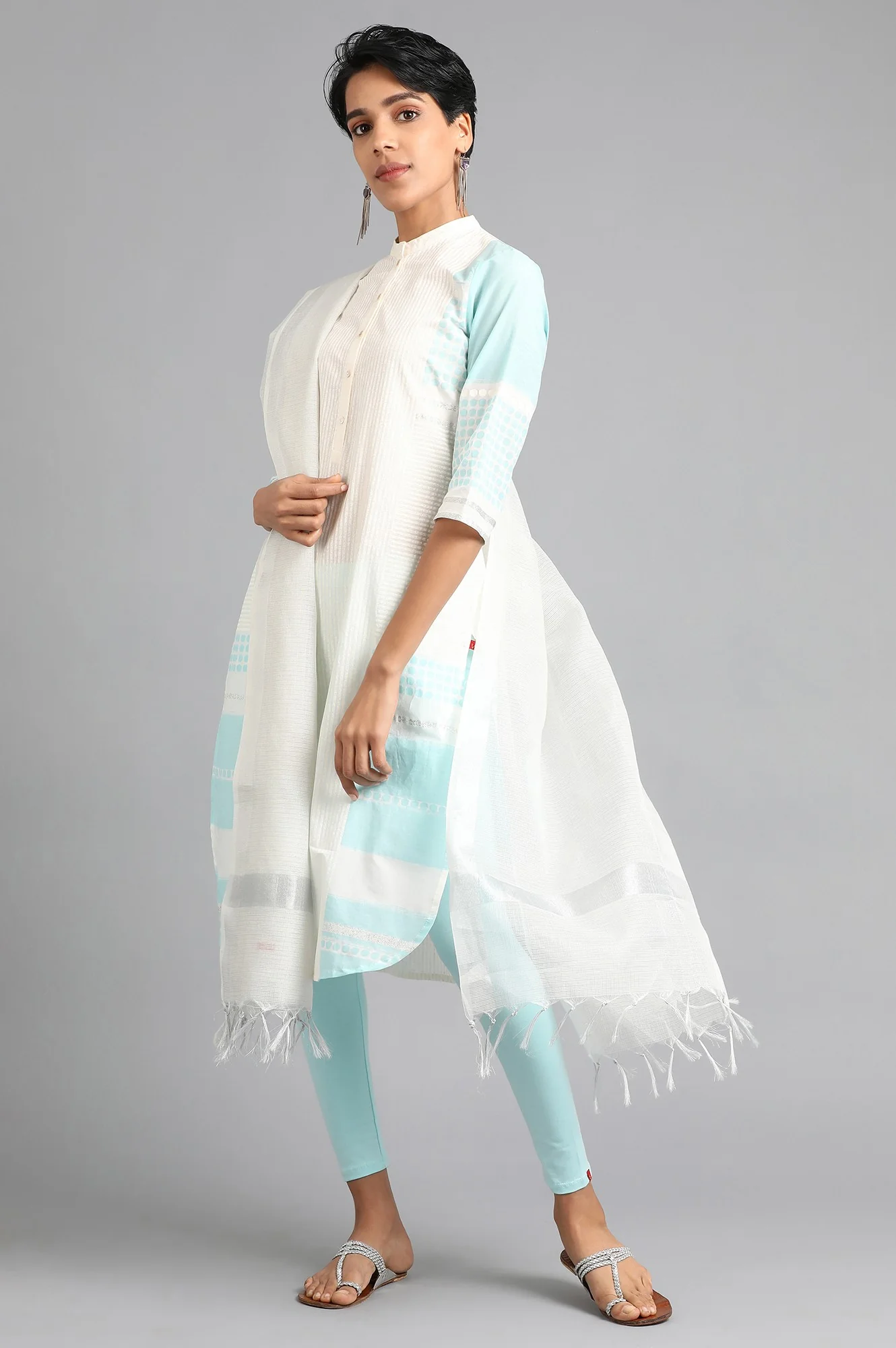 Silver Solid Jersey Dupatta - Image 3