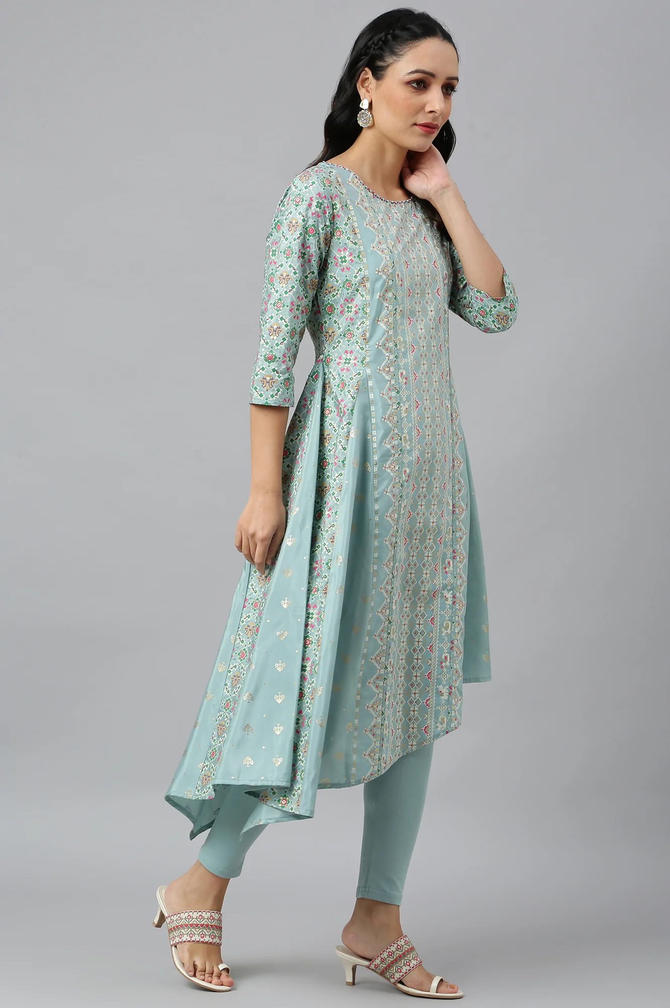 Sky Blue Asymmetrical Hemline kurta With Tights - Image 7
