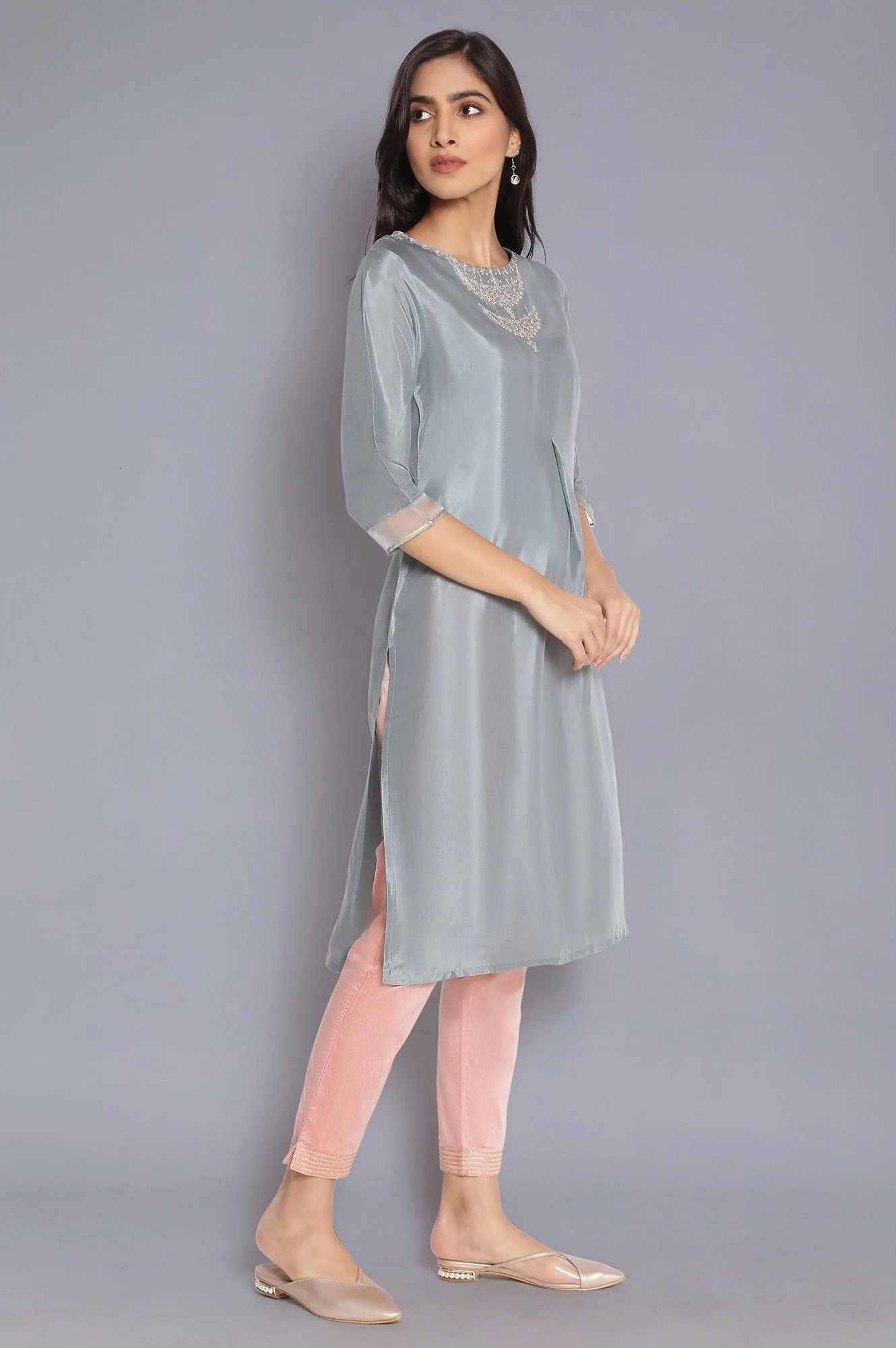 Slate Blue kurta with Embroidery - Image 4