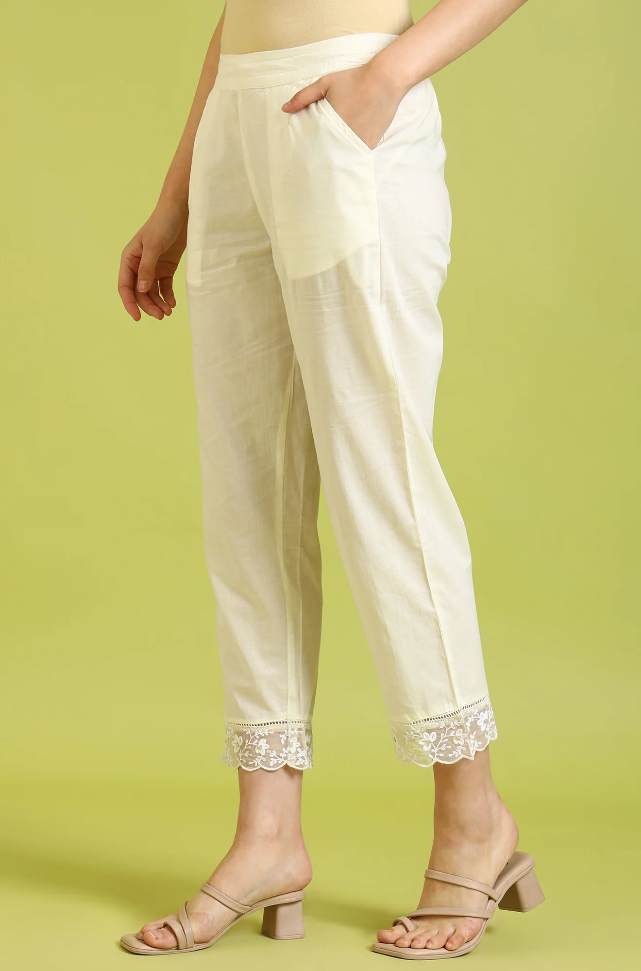 White Solid Pure Cotton Straight Pants - Image 4