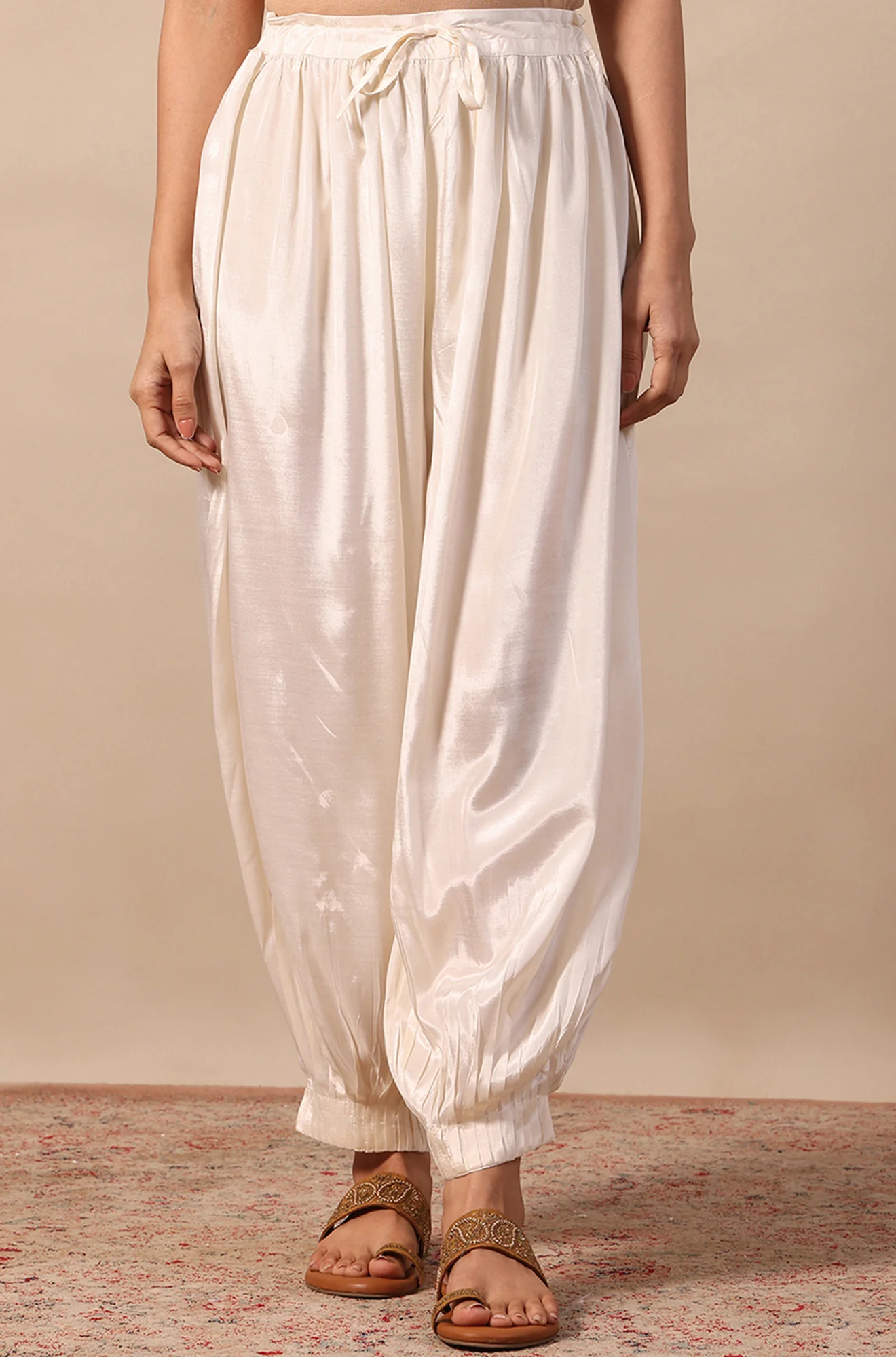 Cream Solid Viscose Gathered Salwar - Image 2