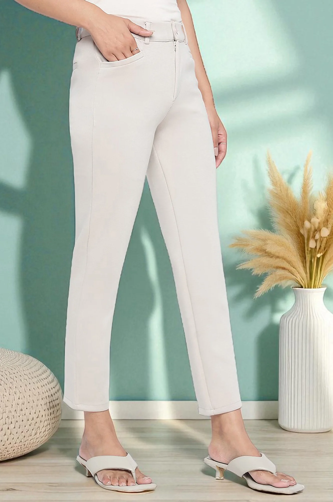 Elleven Women's Tan Solid Mid Rise Trouser in Ankle Length - Image 3