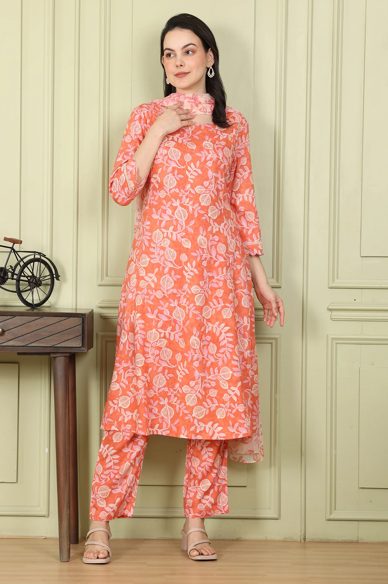 Tangy Orange Floral Printed Breezy Rayon Kurta, Pants Co-Ord Set With Dupatta