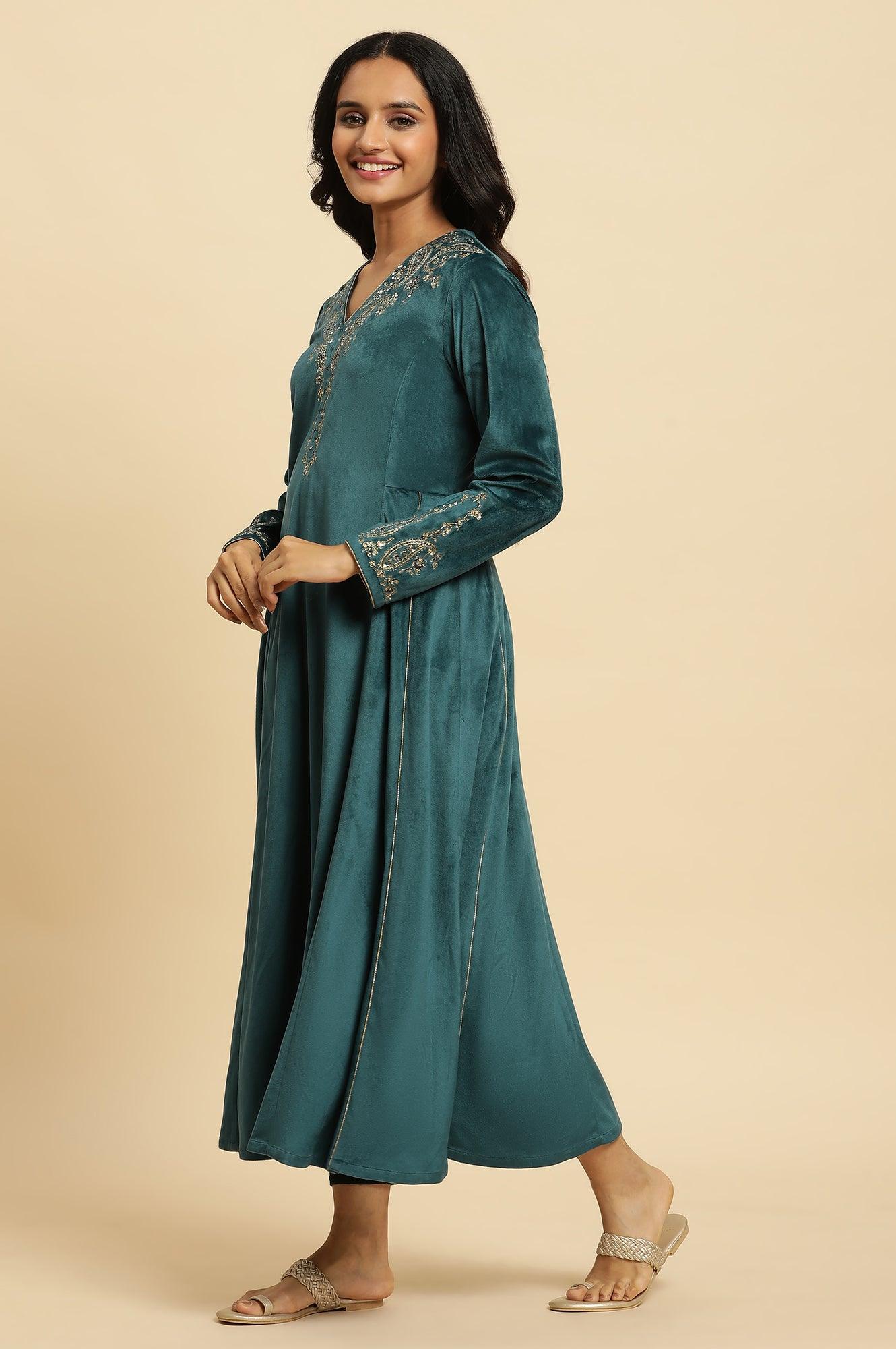 Teal Green Embroidered Flared Velvet Kurta - Image 3