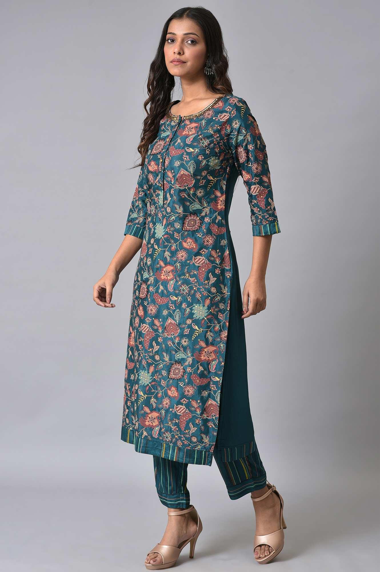 Teal Printed Embellished kurta Pant Set - Image 3