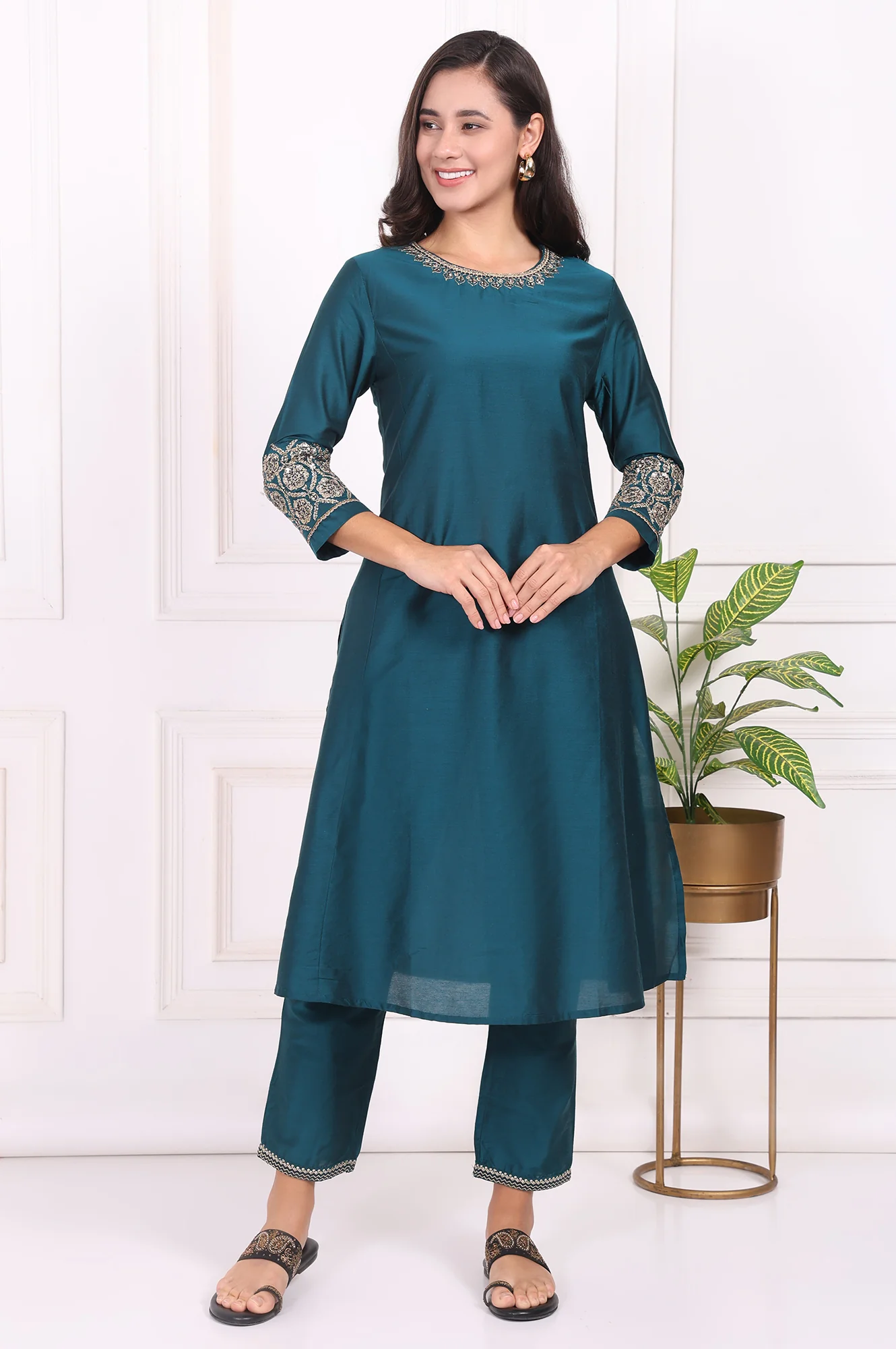 Teal Solid Embroidered Straight Kurta and Straight Pants Set