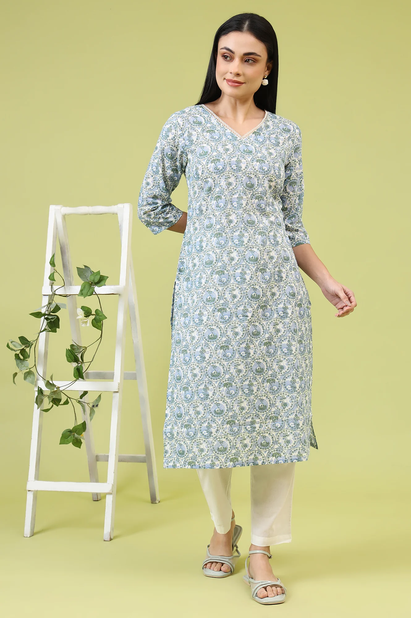 White and Blue Geometric Printed Pure Cotton Straight Kurta with Lace Detail - Image 2