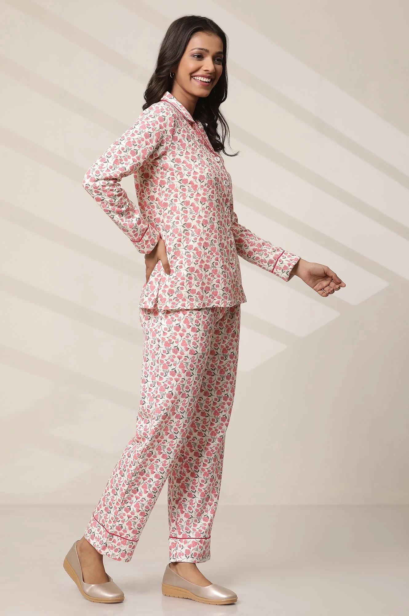 White and Pink Floral Printed Straight-fit Cotton Palazzo with Elasticated Waist - Image 3