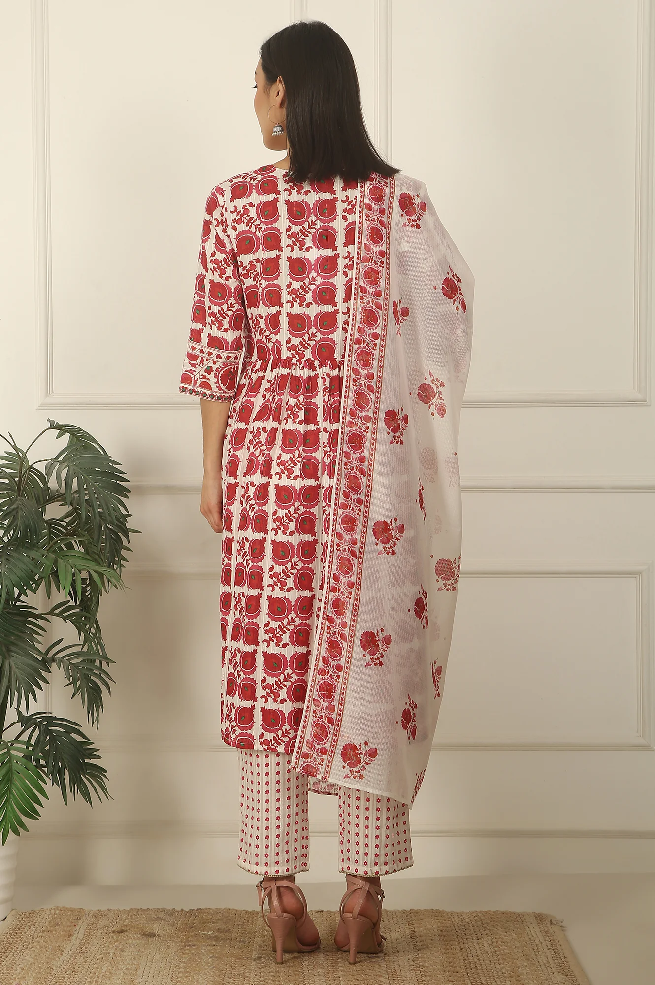 White and Red Printed Cotton Lurex Kurta, Pants and Dupatta Set - Image 5