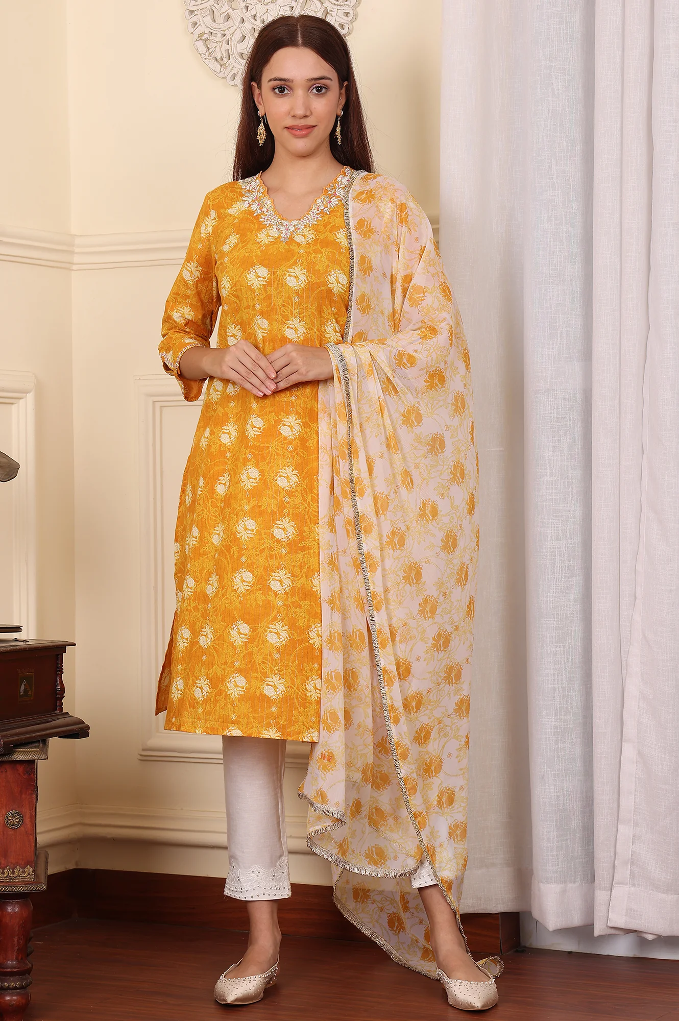 White And Yellow Floral Printed Chiffon Dupatta With Gota Patti Border - Image 2