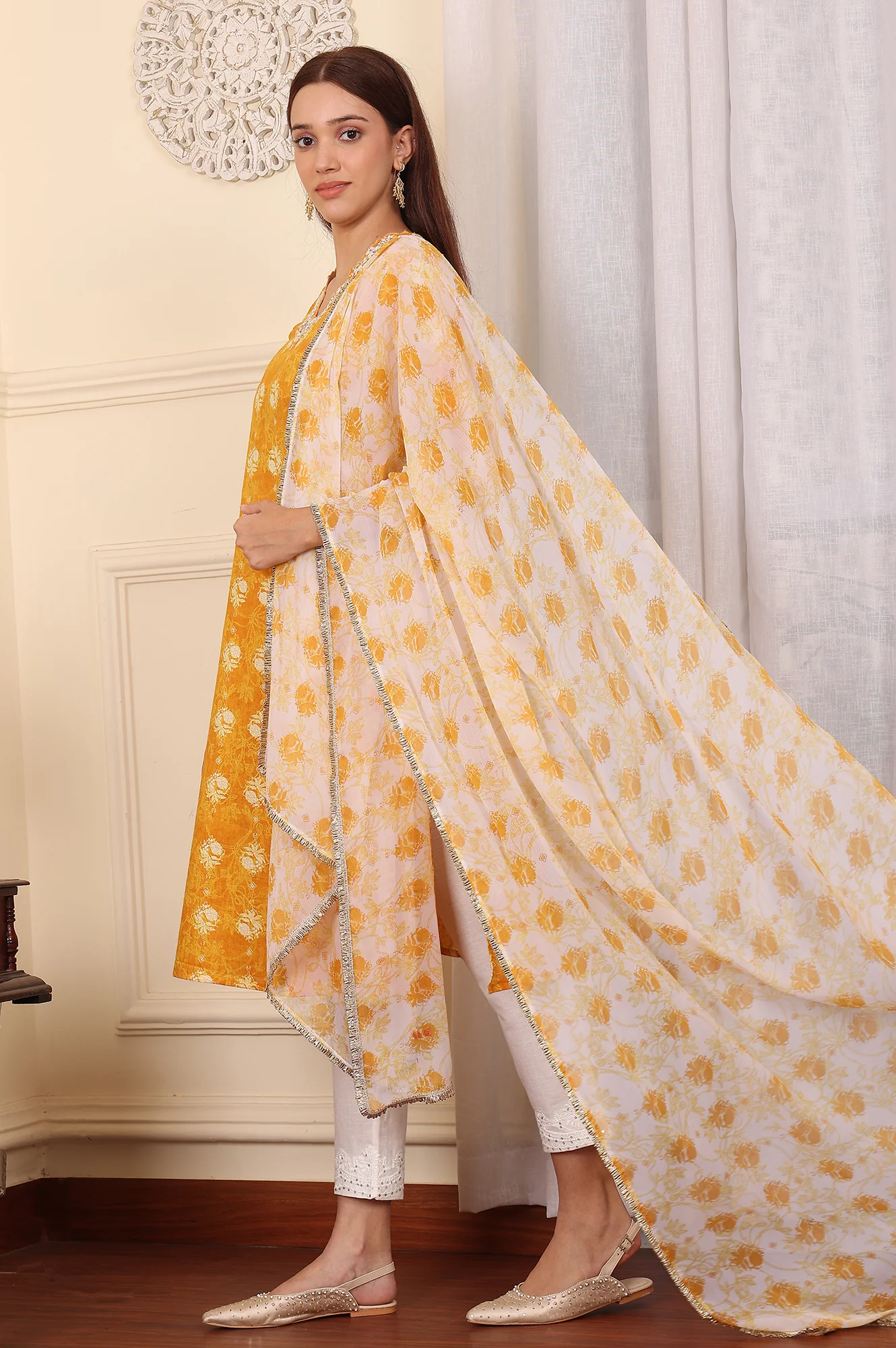 White And Yellow Floral Printed Chiffon Dupatta With Gota Patti Border - Image 3