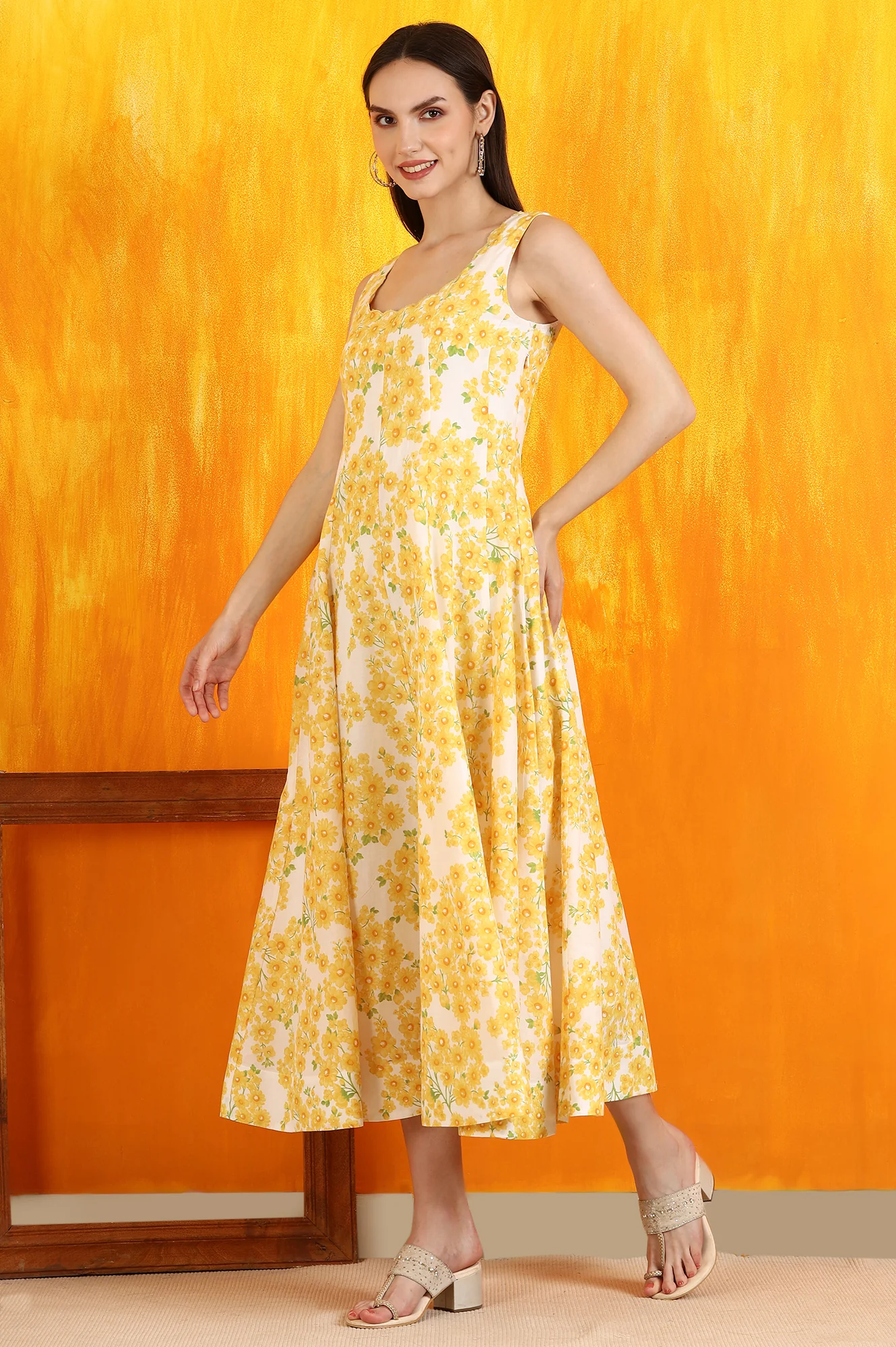 White and Yellow Sunflower Printed Pure Cotton Anarkali Kurta and Dupatta Set - Image 6