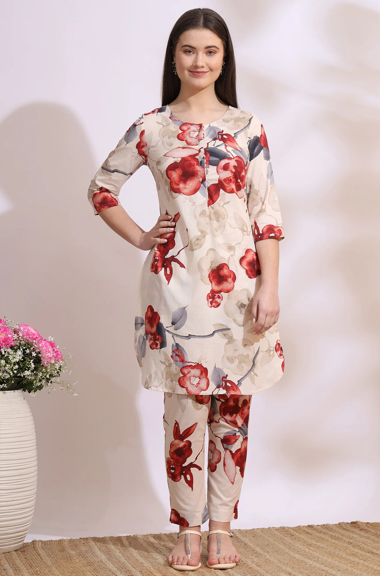 White Bold Floral Printed Pure Cotton Straight Kurta and Pants Co-Ords Set - Image 2
