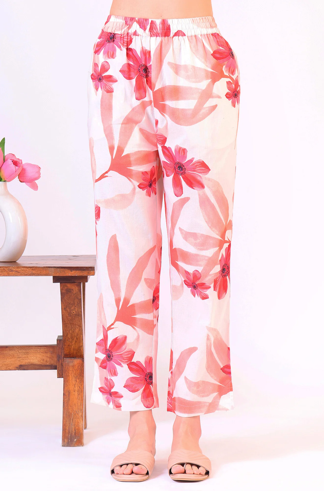 White Bold Floral Printed Pure Cotton Tunic and Straight Pants Co-ord Set - Image 9