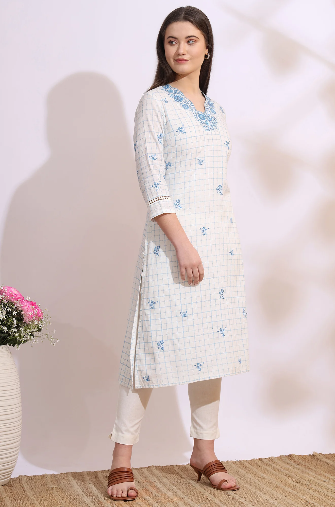 White Check Printed Thread Embroidered Pure Cotton Straight Kurta - Image 7
