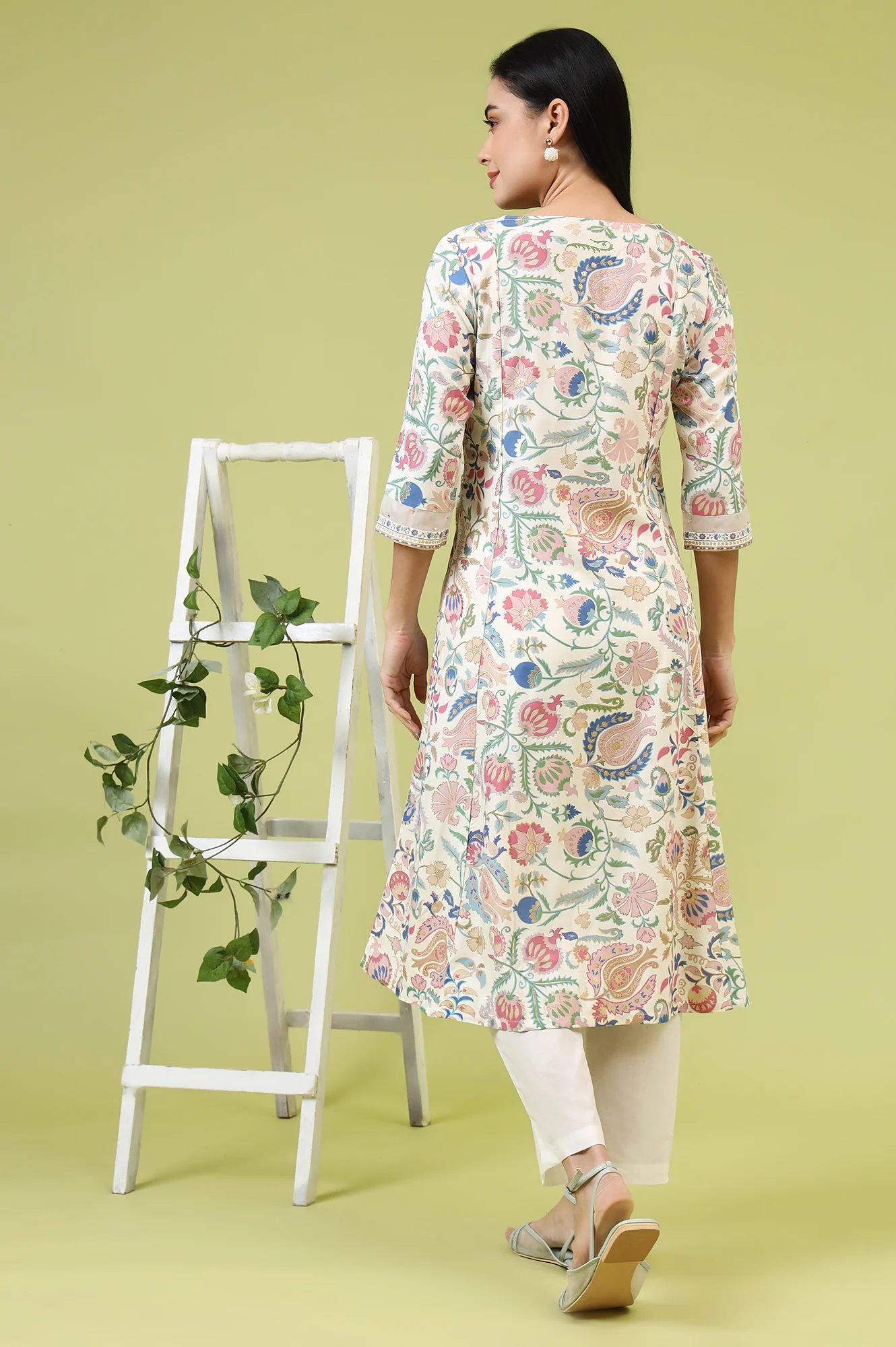 White Chintz Floral Printed Rayon Straight Kurta with Sequins - Image 6