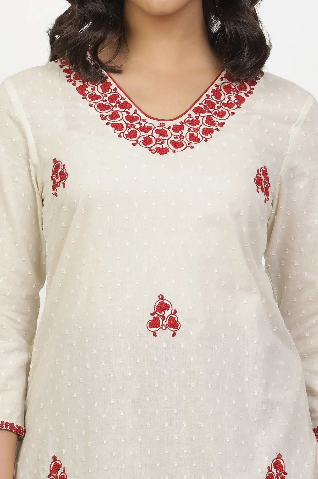 White Cotton Kurta With Red Embroidery - Image 5