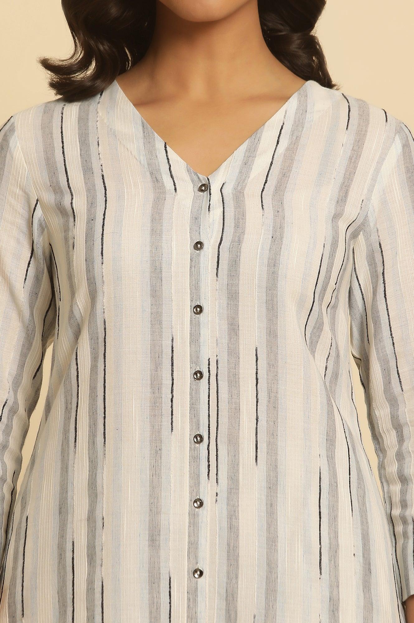 White Cotton Printed Kurta And Pants Set - Image 6