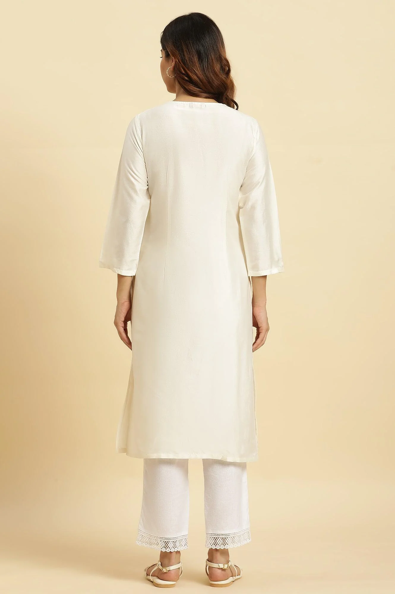 White Dori Embroidered Festive Kurta - Image 4
