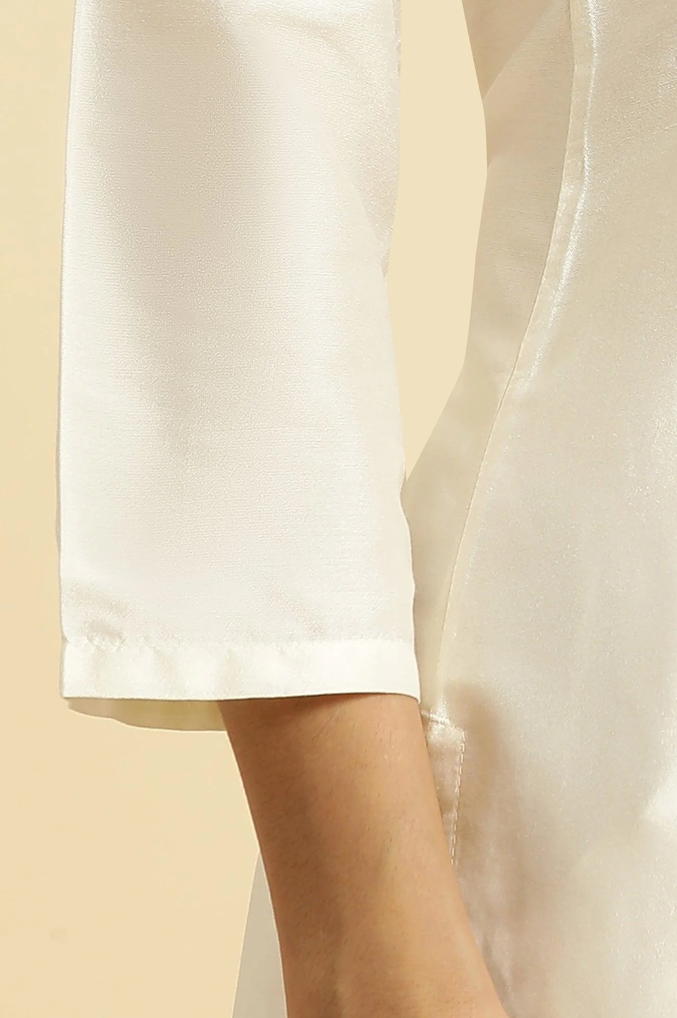 White Dori Embroidered Festive Kurta - Image 7