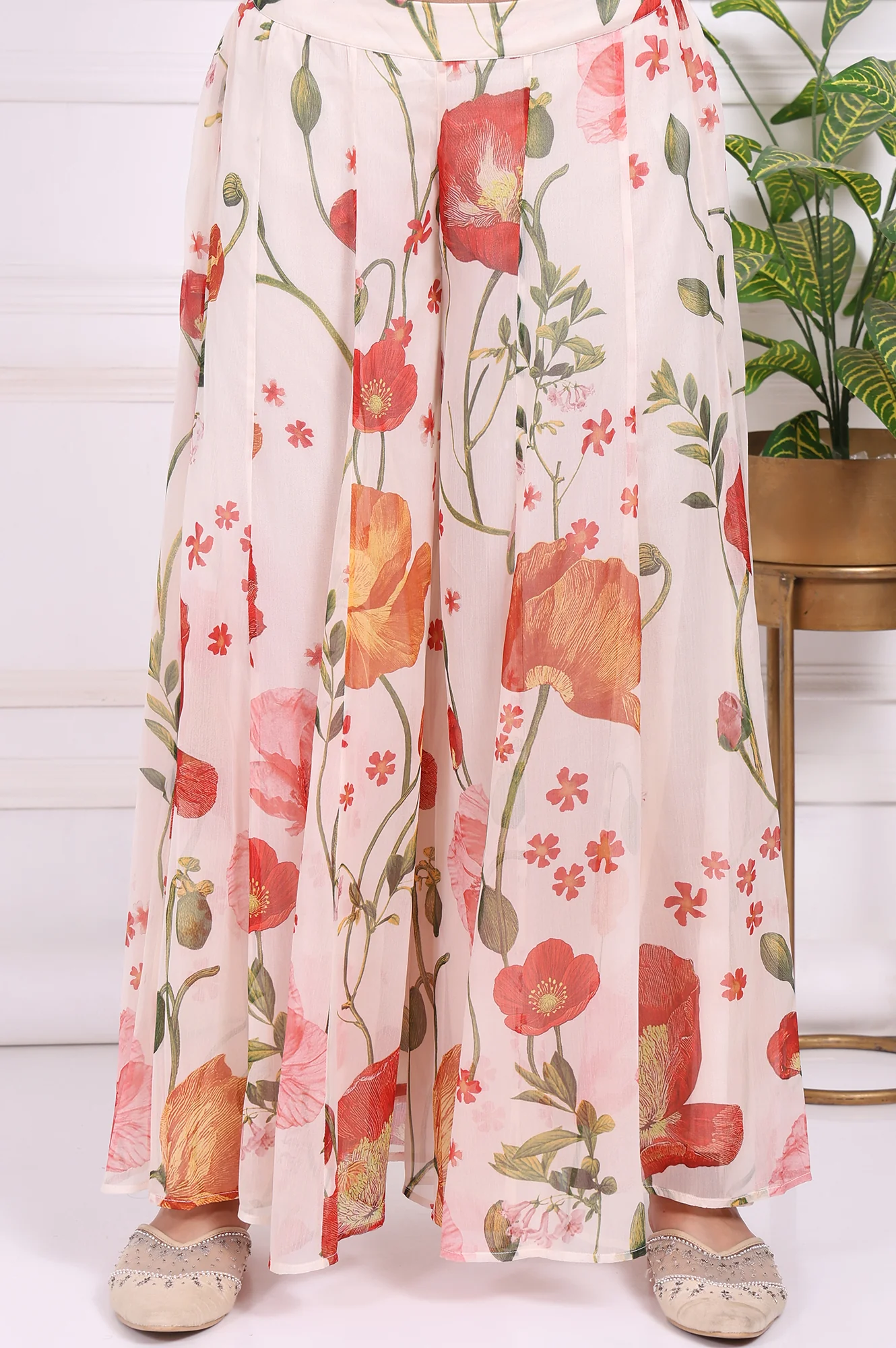 White Floral Printed A-Line Crepe Kurta with Culotte and Dupatta Set - Image 7